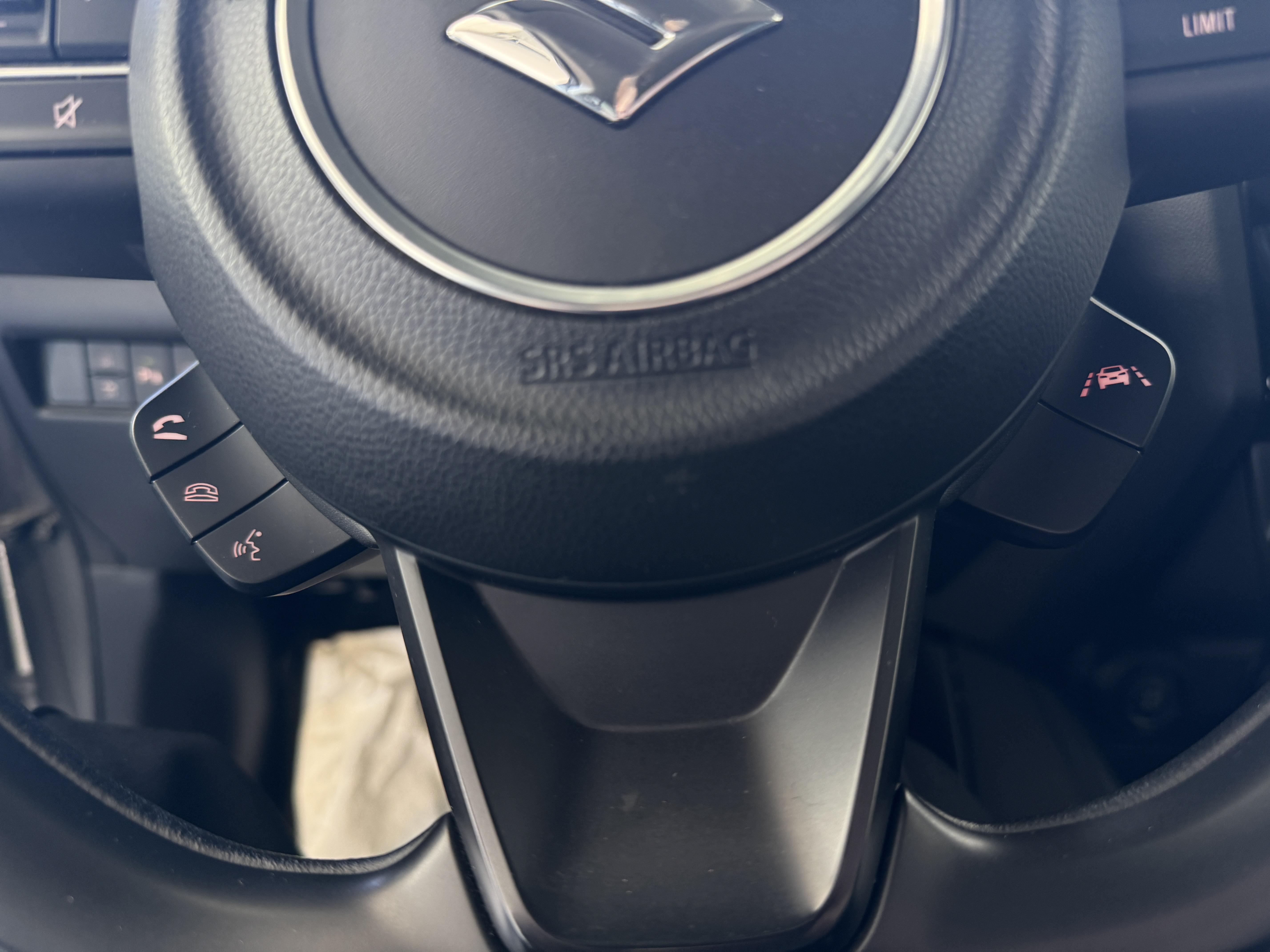 SUZUKI Swift 1.2 Dualjet Hybrid Pack - Véhicule Occasion - Océane Auto SUZUKI Swift 1.2 Dualjet Hybrid Pack - Véhicule Occasion Océane Auto