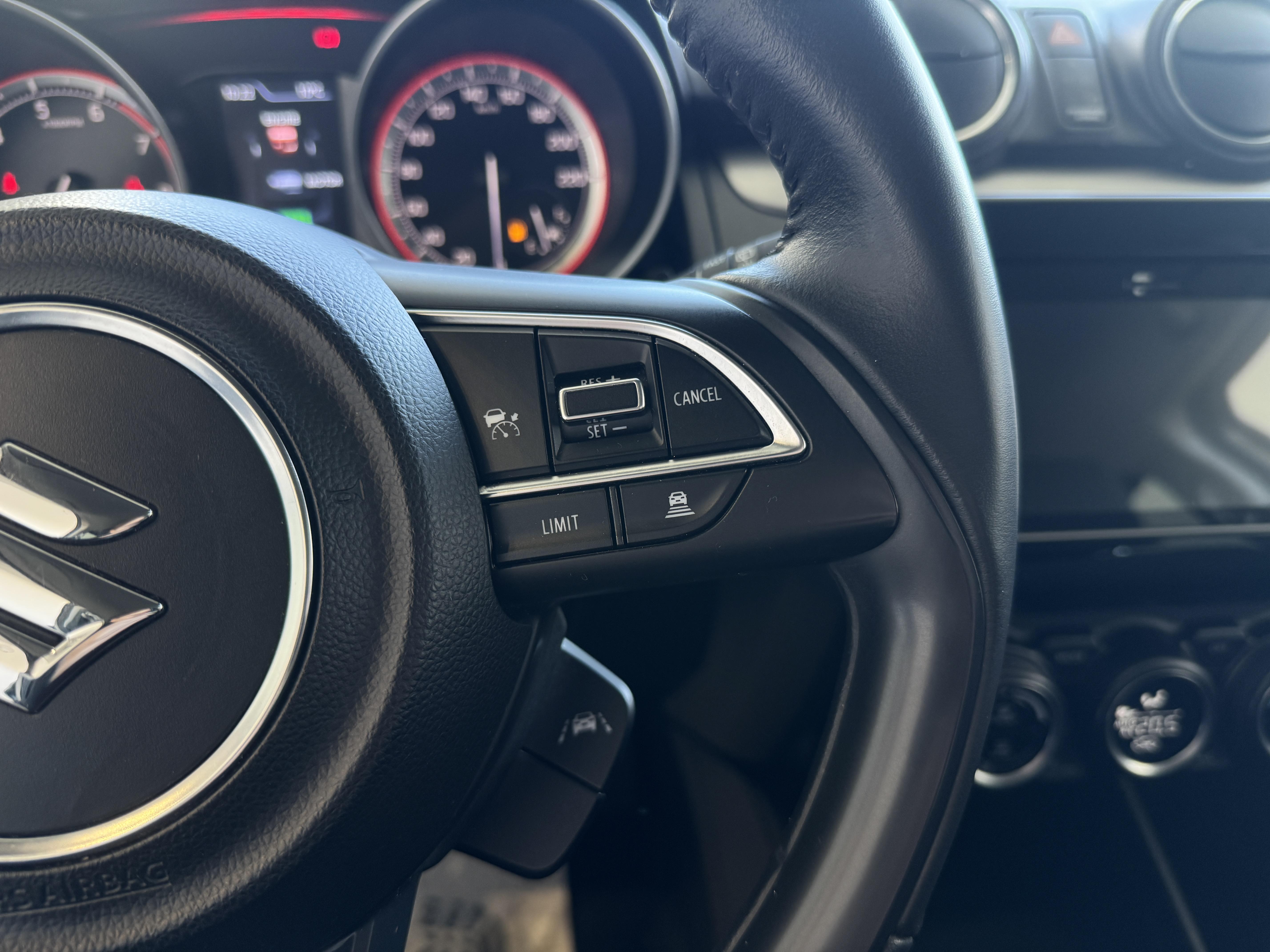 SUZUKI Swift 1.2 Dualjet Hybrid Pack - Véhicule Occasion Océane Auto