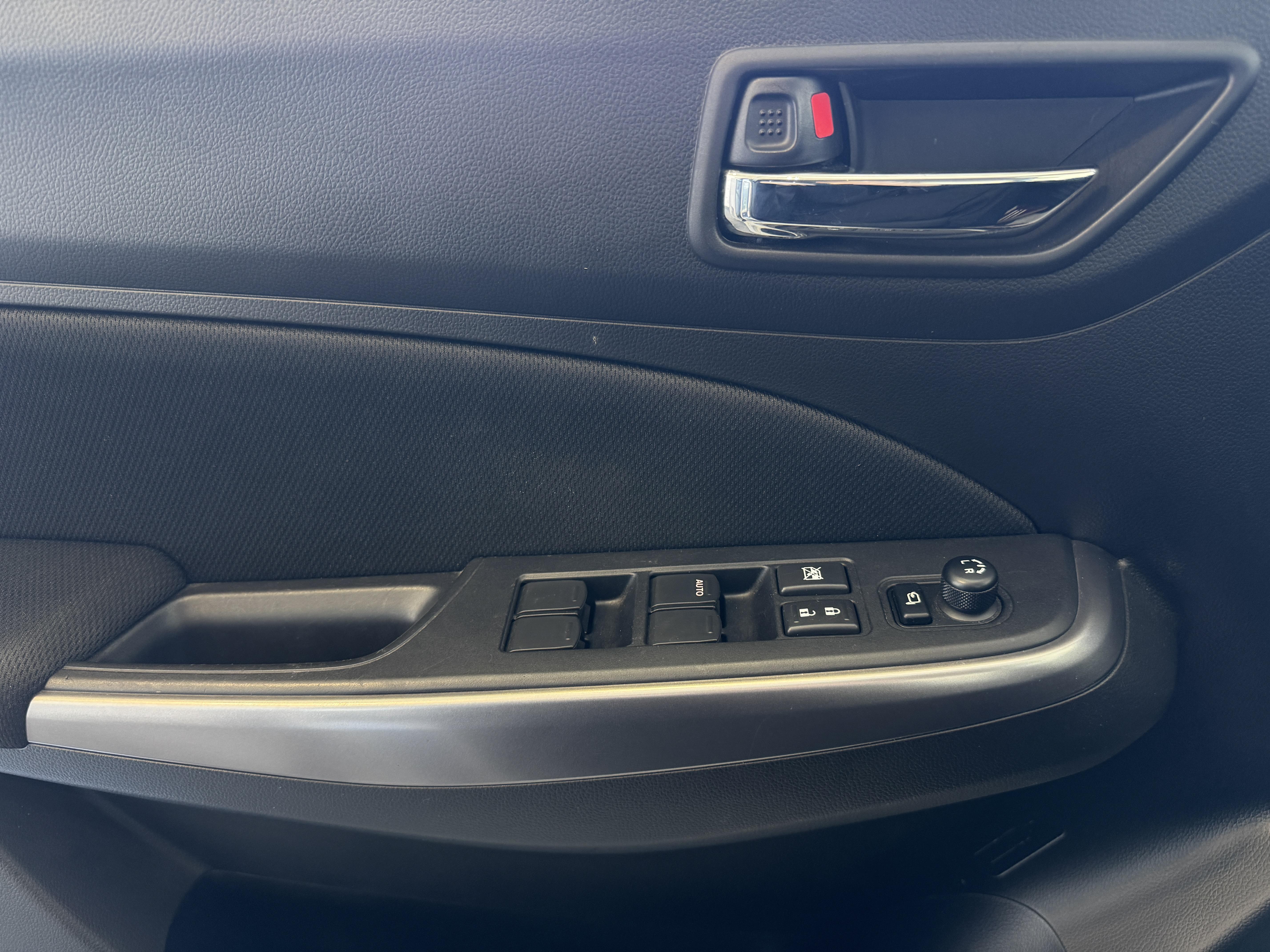 SUZUKI Swift 1.2 Dualjet Hybrid Pack - Véhicule Occasion - Océane Auto SUZUKI Swift 1.2 Dualjet Hybrid Pack - Véhicule Occasion Océane Auto