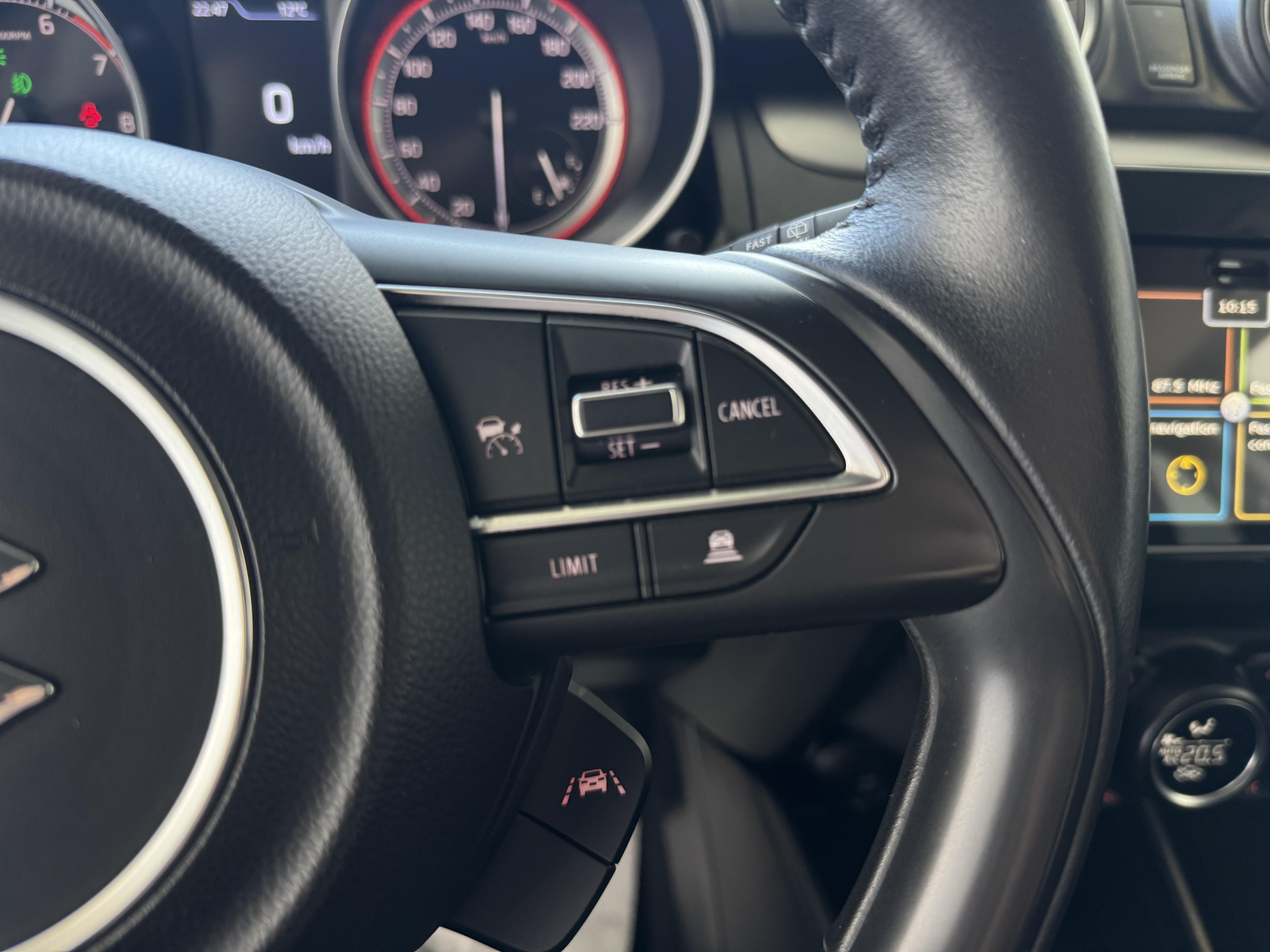 SUZUKI Swift 1.2 Dualjet Hybrid Pack - Véhicule Occasion Océane Auto