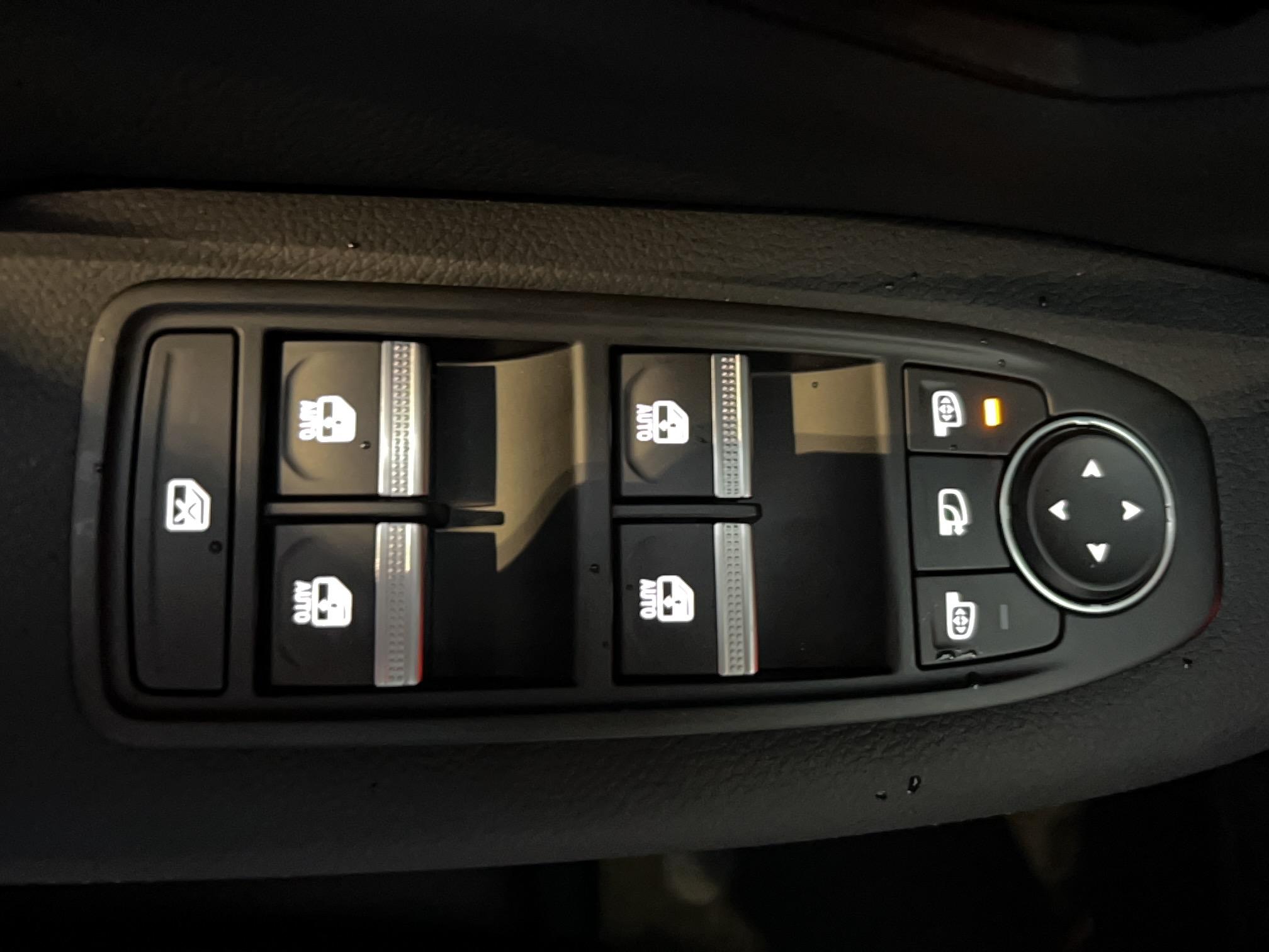 MITSUBISHI Eclipse Cross 87 kWh 218 Invite+ - Véhicule Occasion Océane Auto