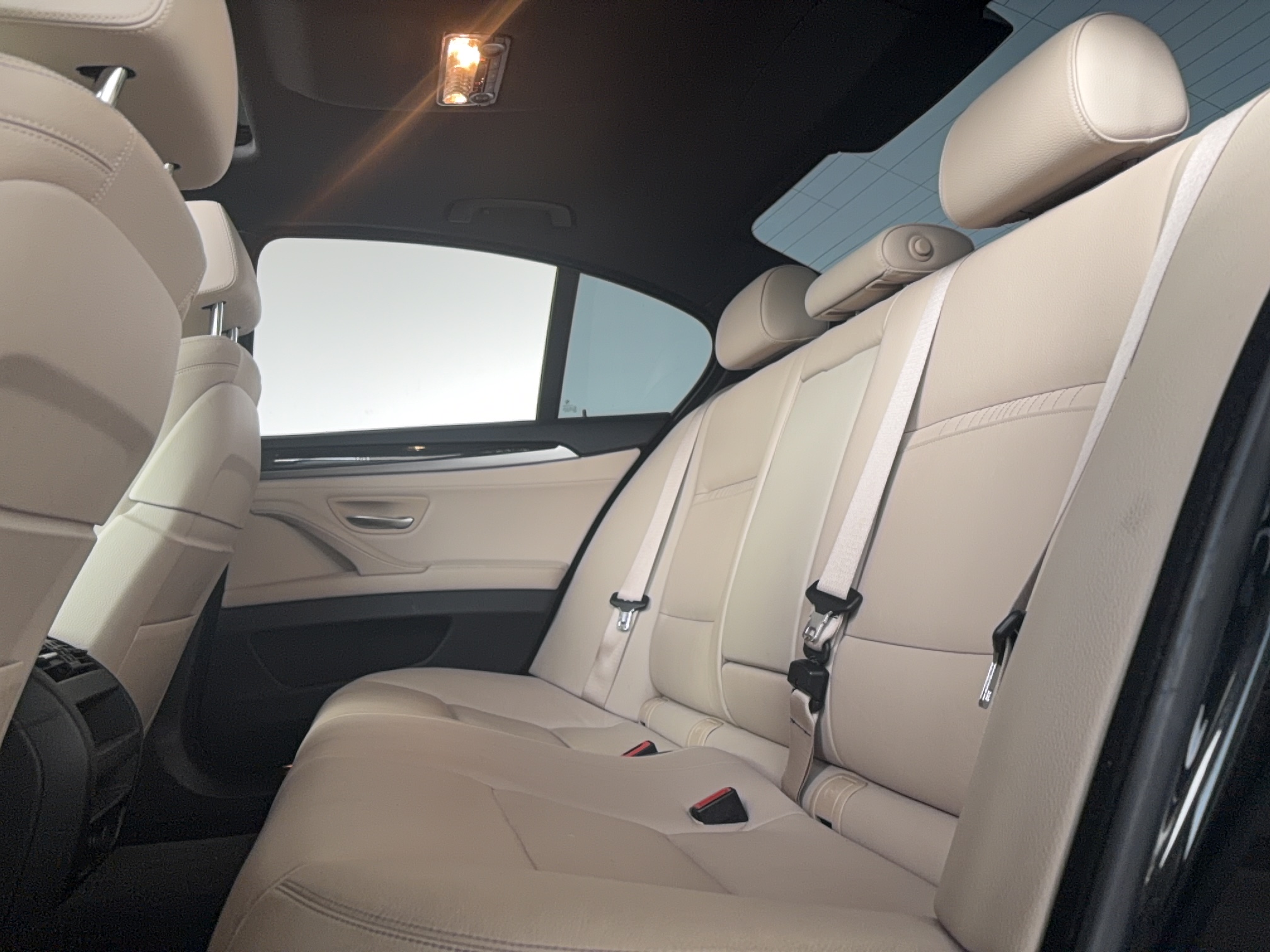 BMW 520d 190 ch Luxury A - Véhicule Occasion - Océane Auto BMW 520d 190 ch Luxury A - Véhicule Occasion Océane Auto