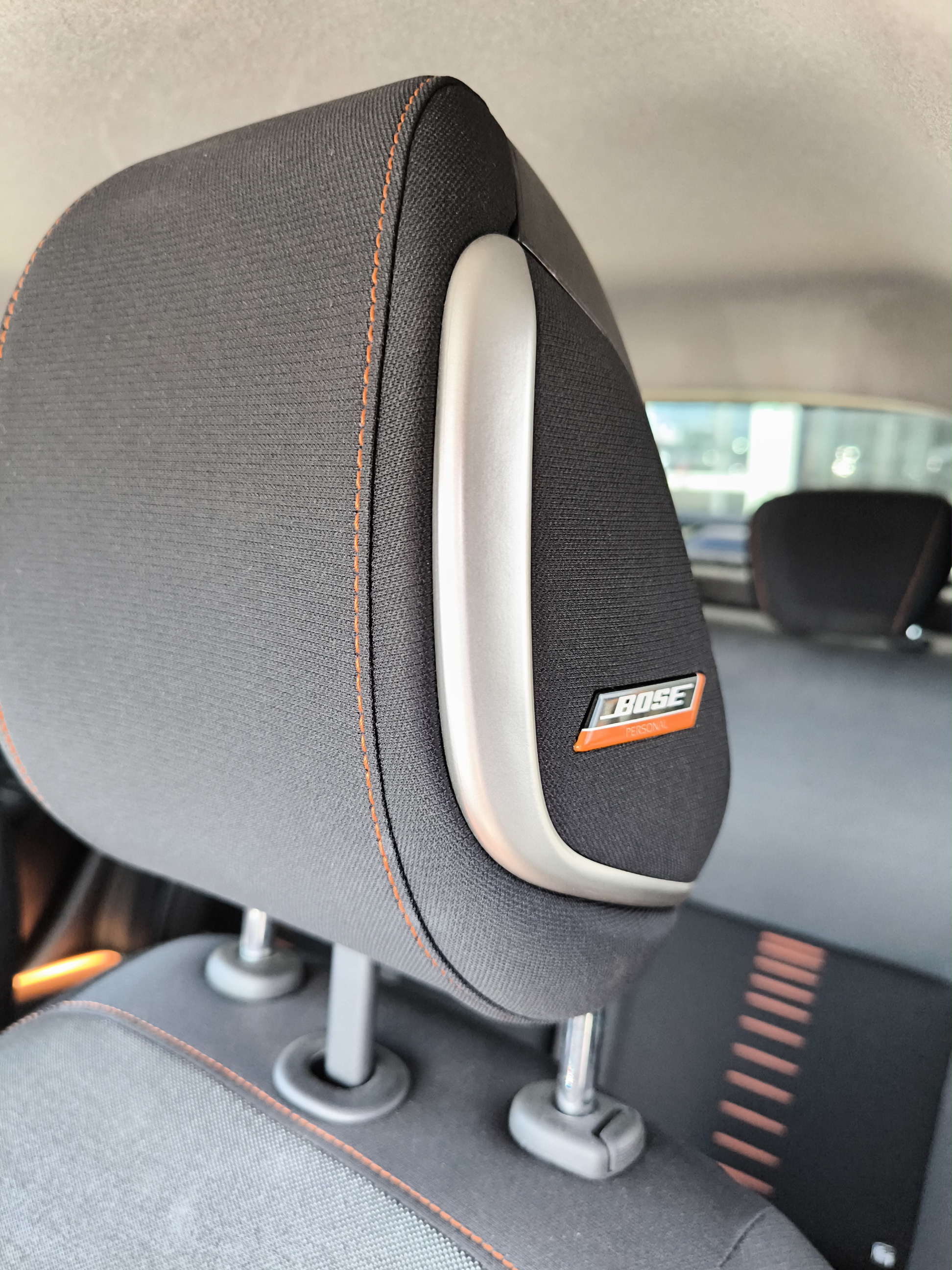 NISSAN Micra dCi 90 Tekna - Véhicule Occasion - Océane Auto NISSAN Micra dCi 90 Tekna - Véhicule Occasion Océane Auto