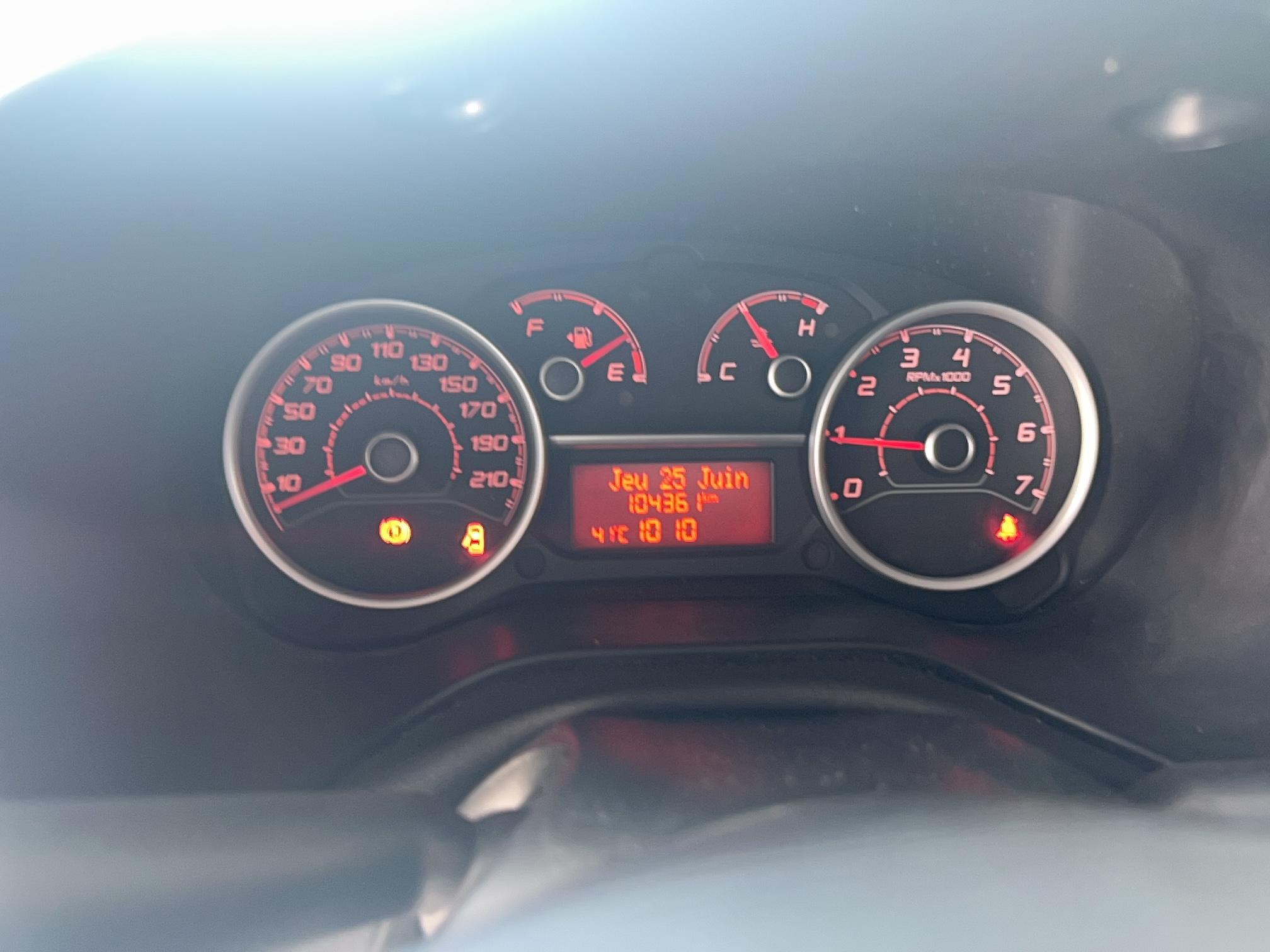 FIAT DOBLO CARGO FT 1.3 MULTIJET 95 BUSINESS - Véhicule Occasion - Océane Auto FIAT DOBLO CARGO FT 1.3 MULTIJET 95 BUSINESS - Véhicule Occasion Océane Auto