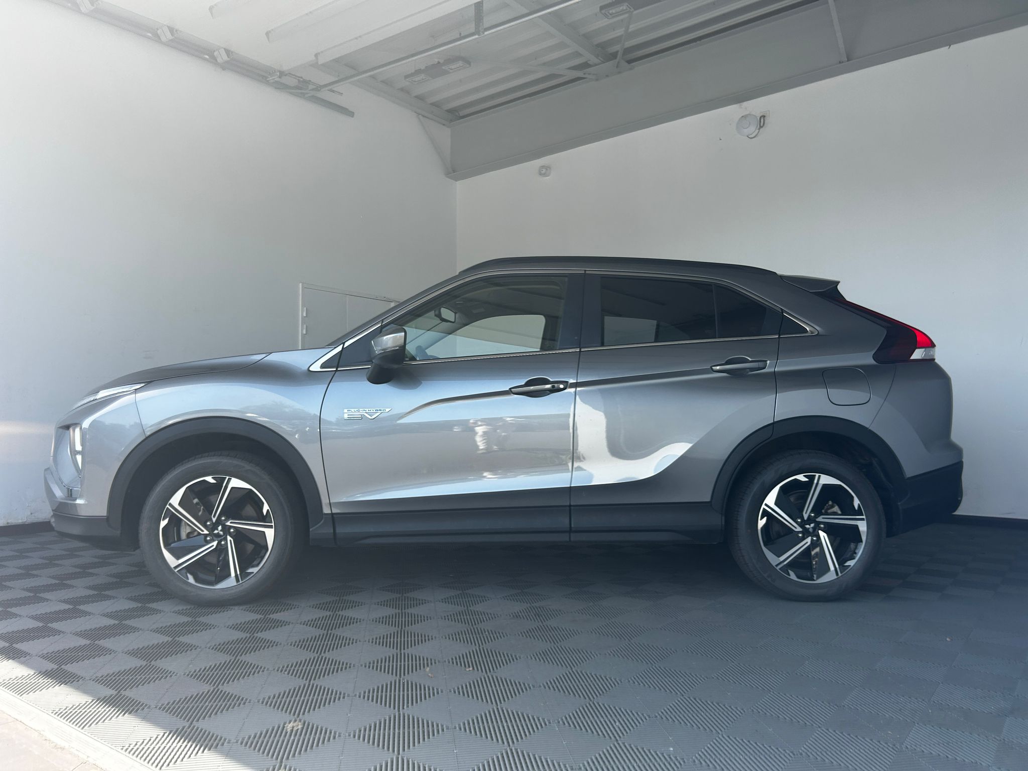 MITSUBISHI Eclipse Cross 2.4 MIVEC PHEV Twin Motor 4WD Invite - Véhicule Occasion Océane Auto