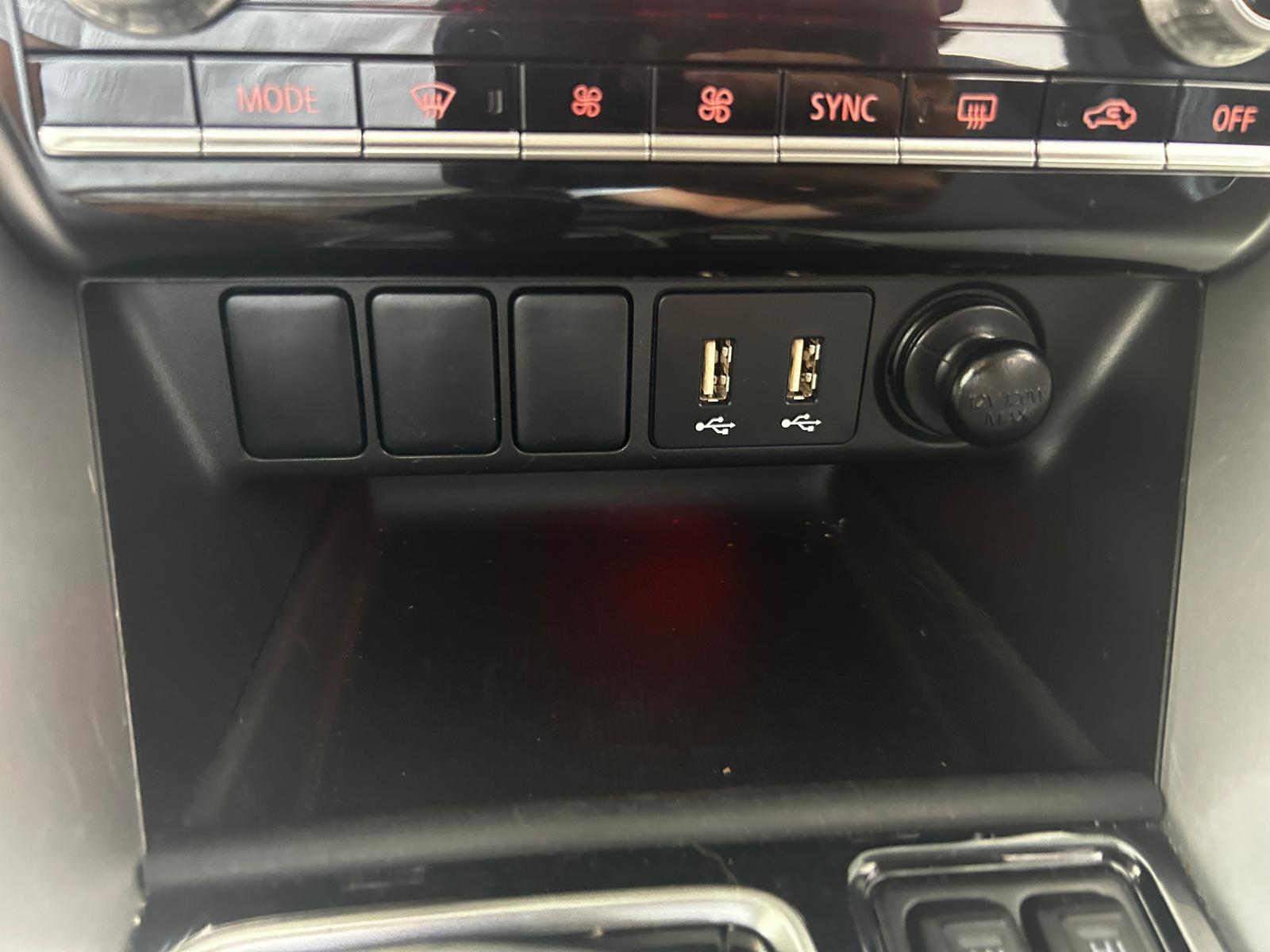 MITSUBISHI Eclipse Cross 2.4 MIVEC PHEV Twin Motor 4WD Invite - Véhicule Occasion Océane Auto