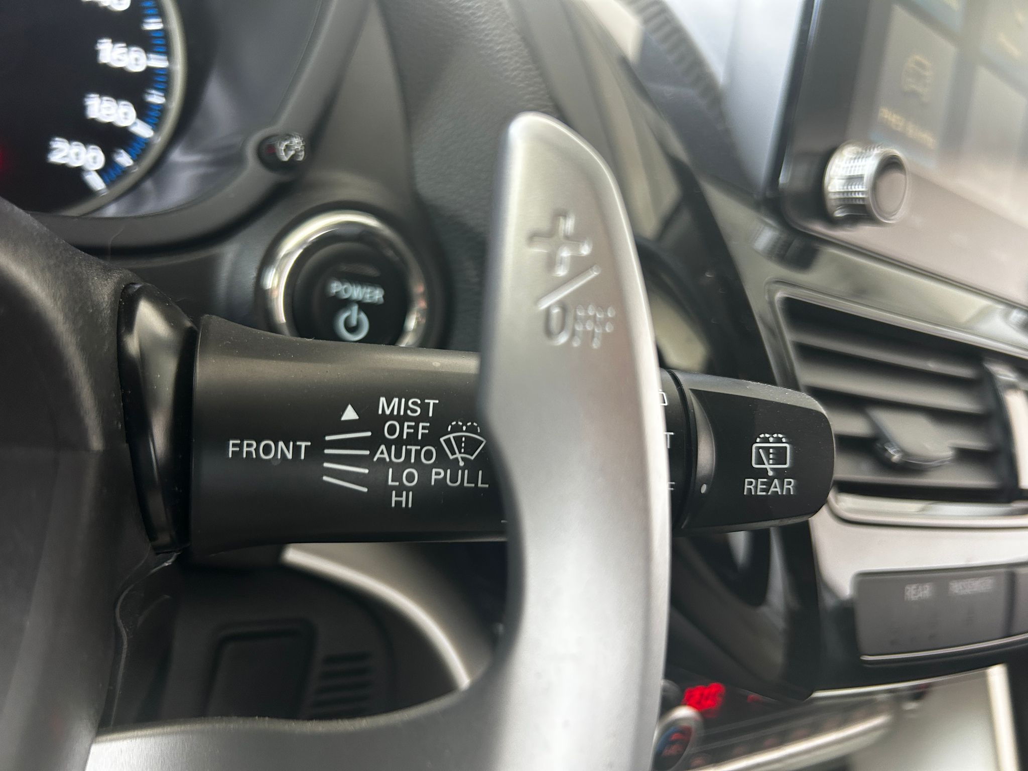 MITSUBISHI Eclipse Cross 2.4 MIVEC PHEV Twin Motor 4WD Invite - Véhicule Occasion Océane Auto