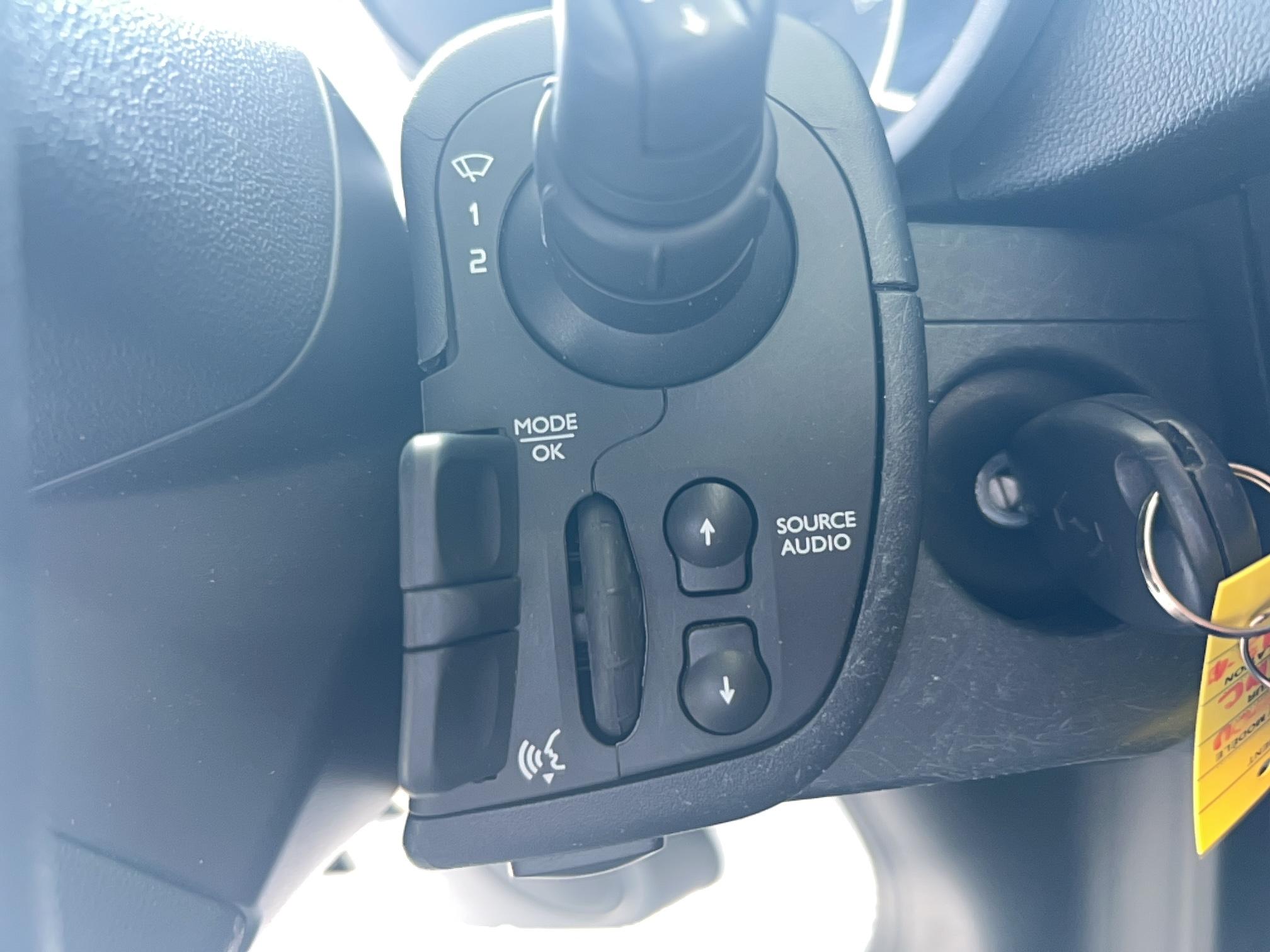 RENAULT KANGOO EXPRESS BLUE DCI 95 EXTRA R-LINK - Véhicule Occasion - Océane Auto RENAULT KANGOO EXPRESS BLUE DCI 95 EXTRA R-LINK - Véhicule Occasion Océane Auto