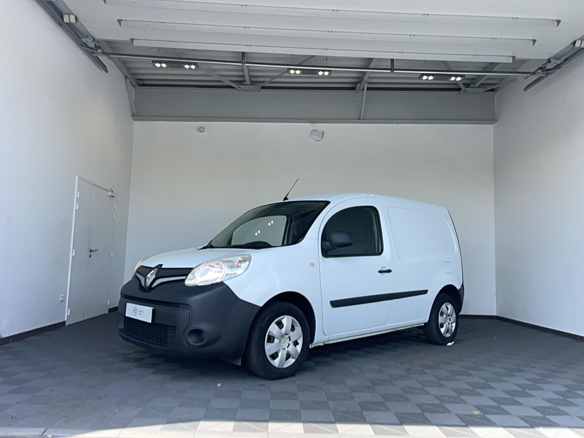 RENAULT KANGOO EXPRESS BLUE DCI 95 EXTRA R-LINK - Véhicule Occasion - Océane Auto RENAULT KANGOO EXPRESS BLUE DCI 95 EXTRA R-LINK - Véhicule Occasion Océane Auto