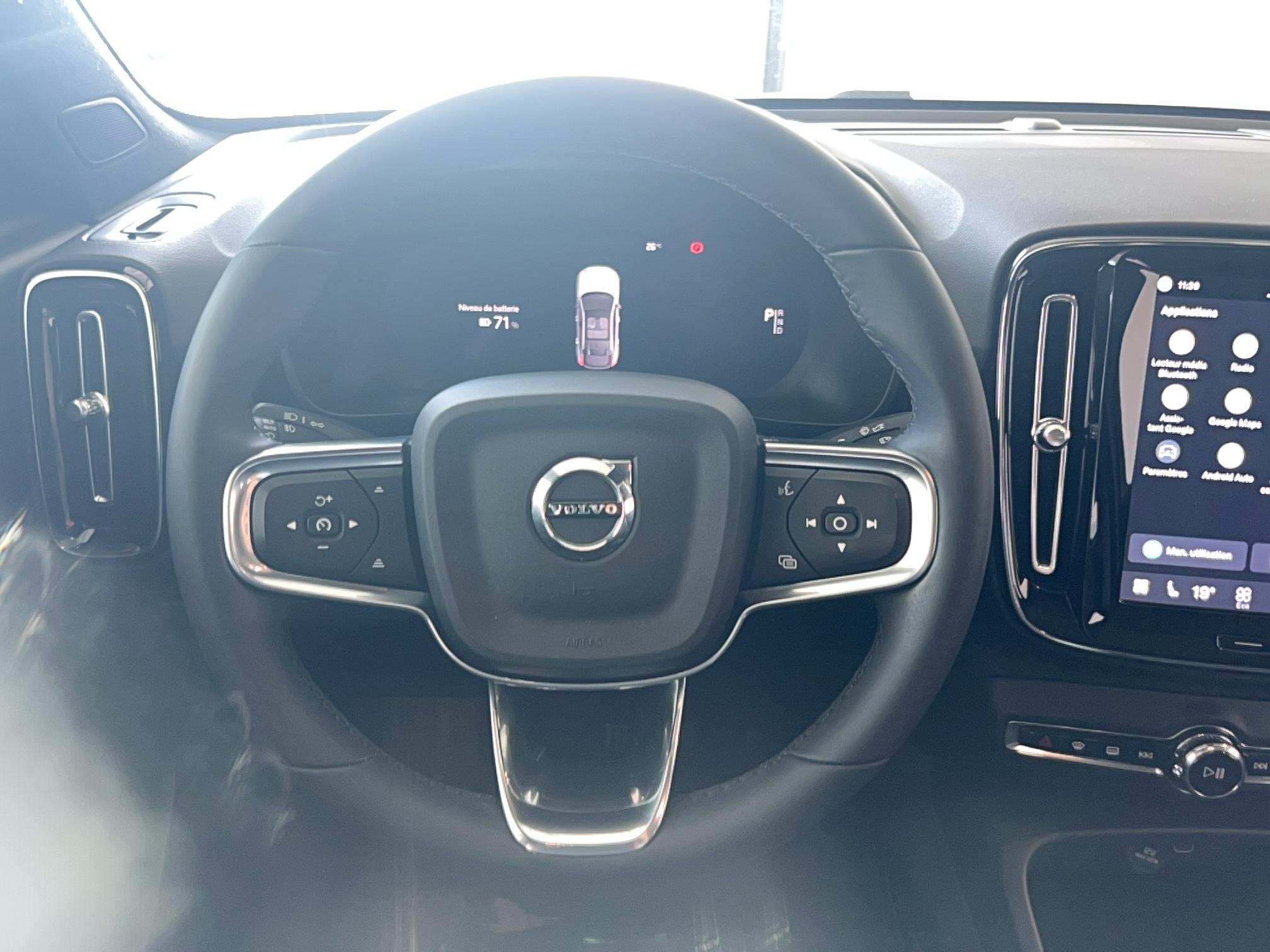 VOLVO C40 Recharge Extended Range 252 ch 1EDT Start - Véhicule Occasion - Océane Auto VOLVO C40 Recharge Extended Range 252 ch 1EDT Start - Véhicule Occasion Océane Auto