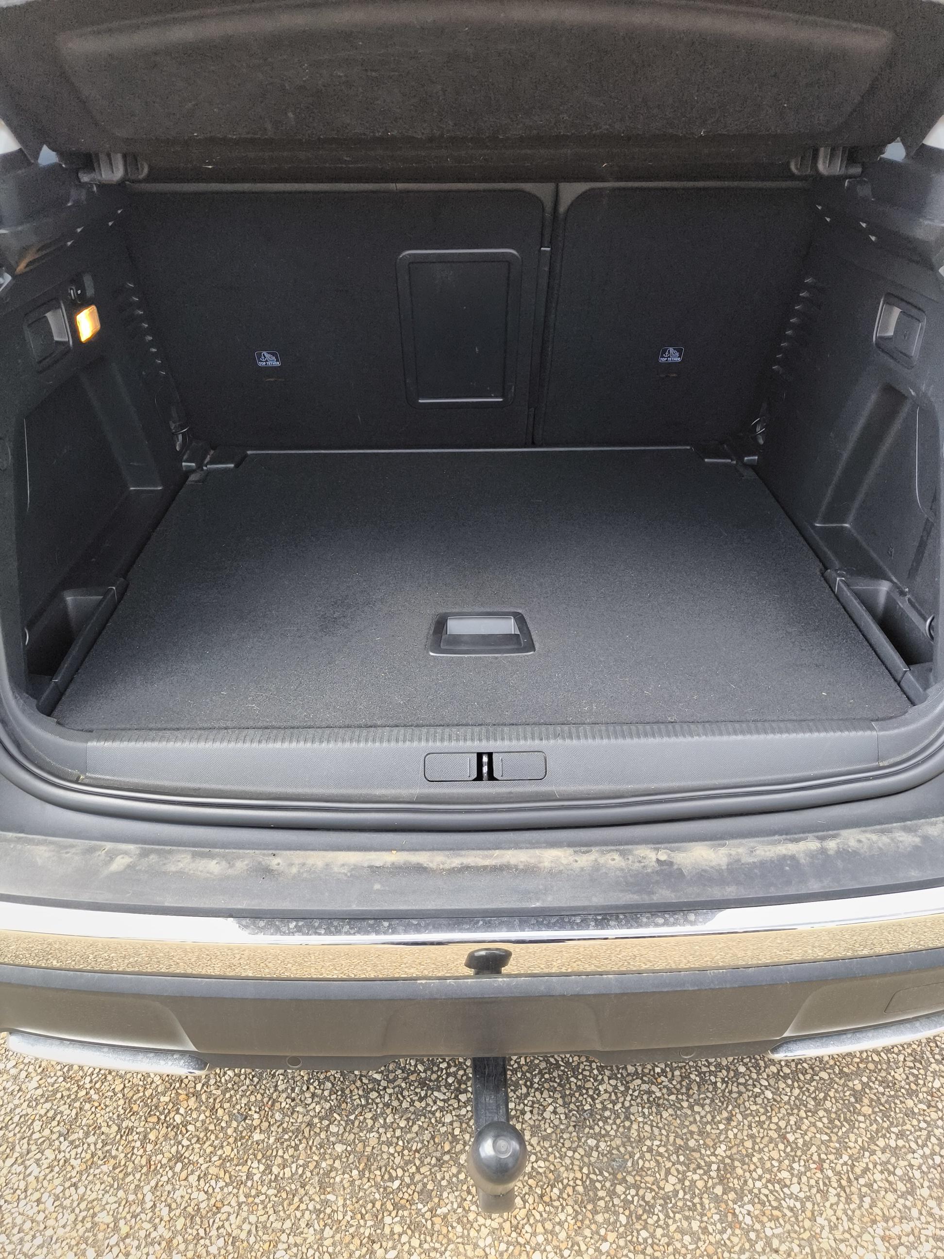 PEUGEOT 3008 BlueHDi 130ch S&S EAT8 Allure Pack - Véhicule Occasion Océane Auto