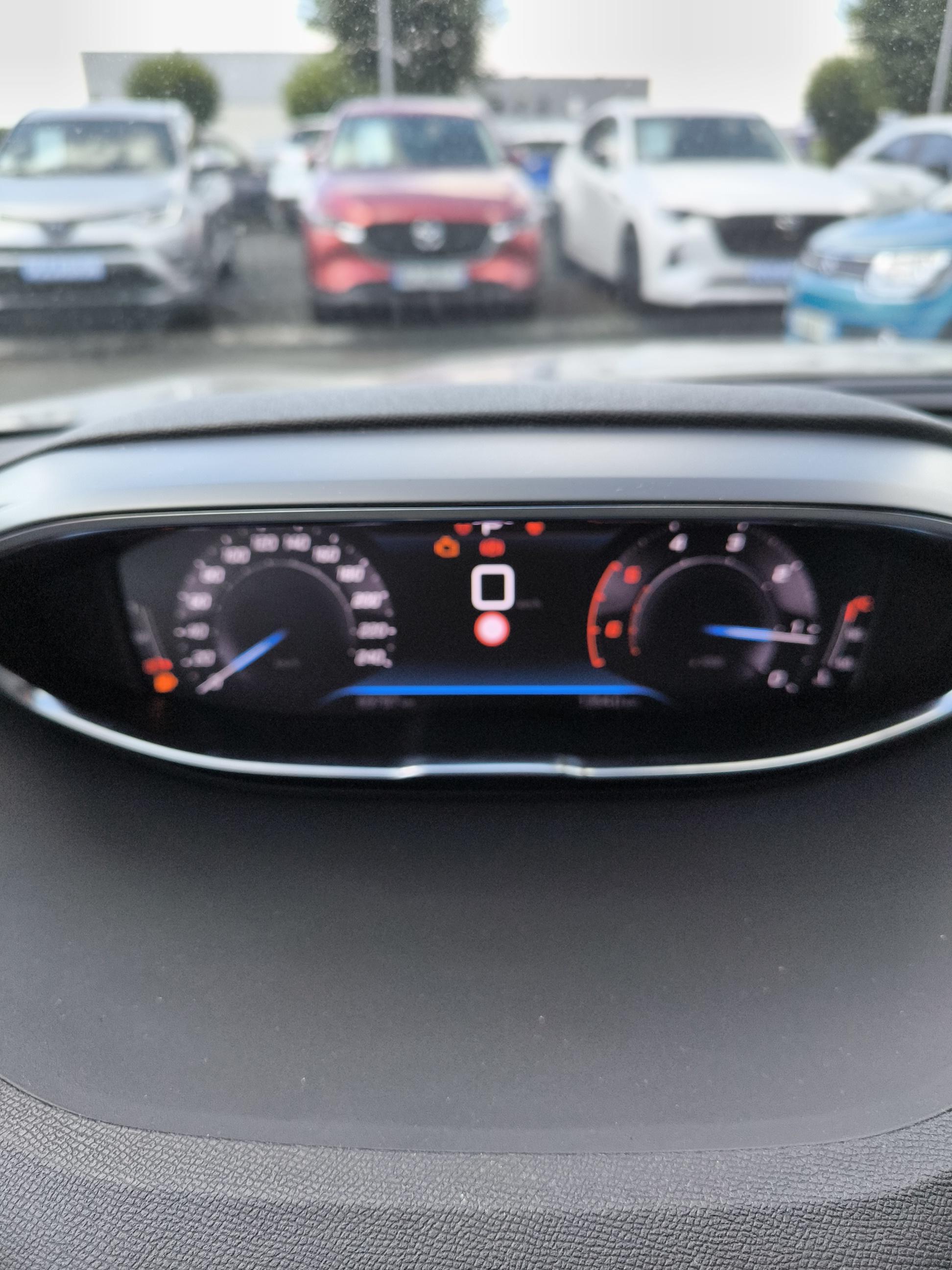 PEUGEOT 3008 BlueHDi 130ch S&S EAT8 Allure Pack - Véhicule Occasion Océane Auto