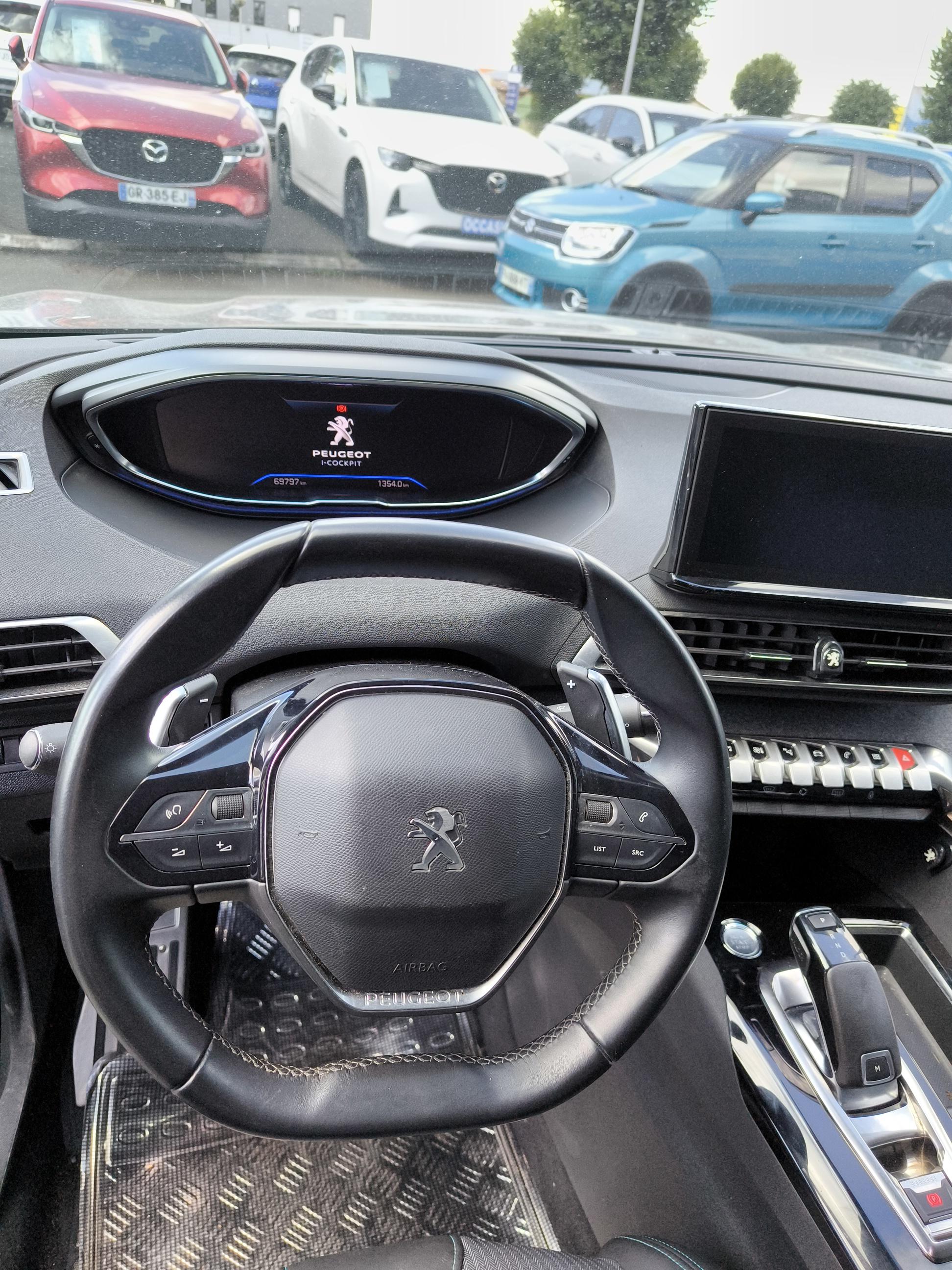 PEUGEOT 3008 BlueHDi 130ch S&S EAT8 Allure Pack - Véhicule Occasion Océane Auto
