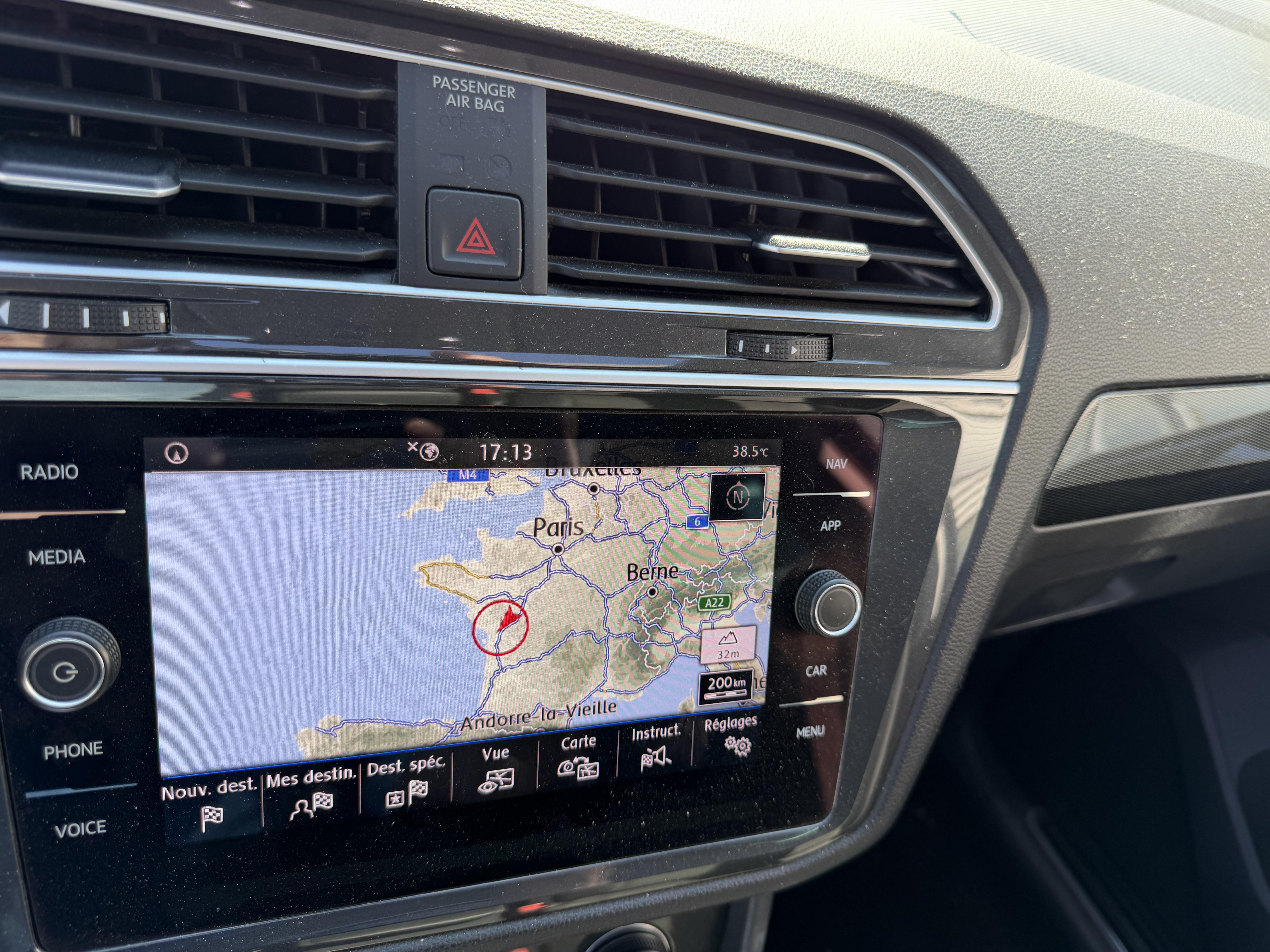 VOLKSWAGEN Tiguan 1.5 TSI EVO 150 DSG7 Carat - Véhicule Occasion - Océane Auto VOLKSWAGEN Tiguan 1.5 TSI EVO 150 DSG7 Carat - Véhicule Occasion Océane Auto