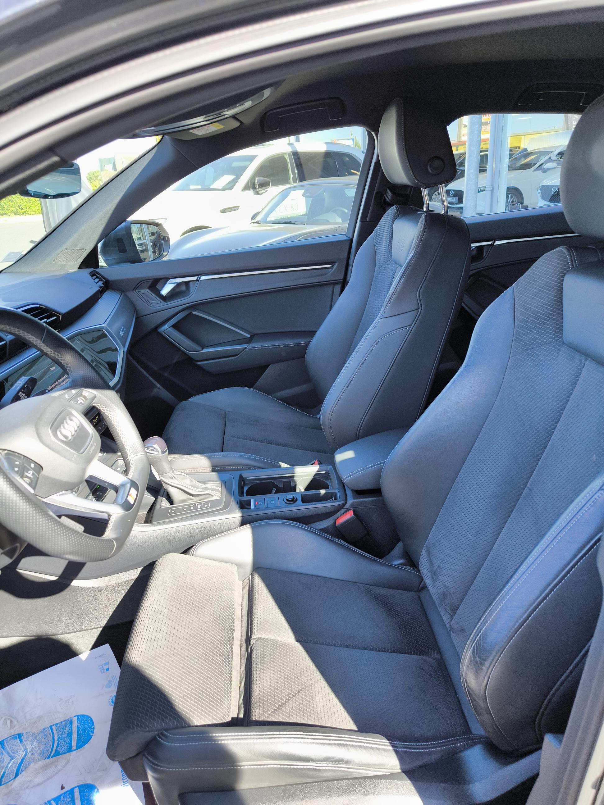 AUDI Q3 Sportback 45 TFSIe 245 ch S tronic 6 S line - Véhicule Occasion - Océane Auto AUDI Q3 Sportback 45 TFSIe 245 ch S tronic 6 S line - Véhicule Occasion Océane Auto