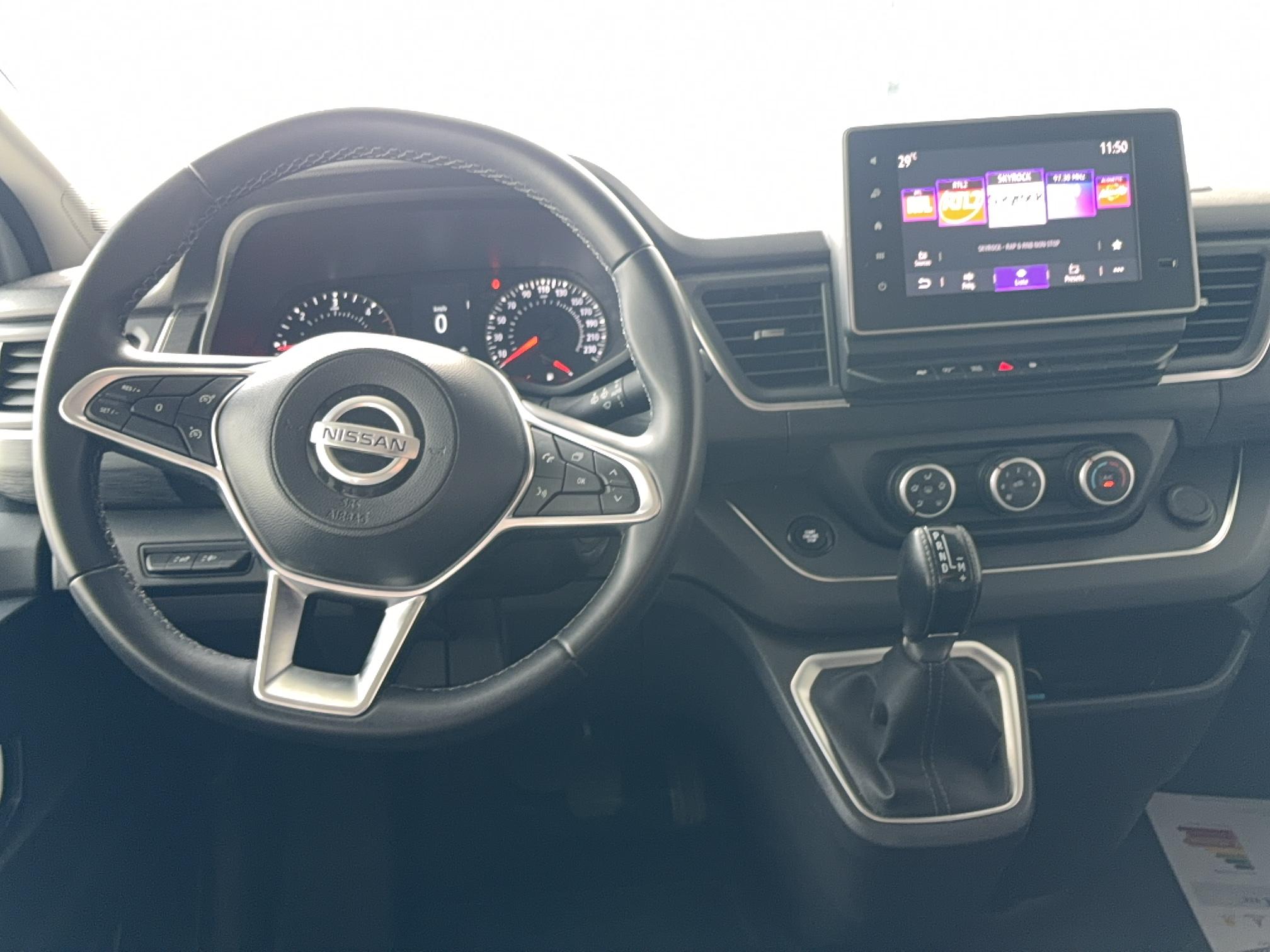 NISSAN Primastar Combi L2H1 3.0t 2.0 dCi 150 S/S DCT N-Connecta - Véhicule Occasion - Océane Auto NISSAN Primastar Combi L2H1 3.0t 2.0 dCi 150 S/S DCT N-Connecta - Véhicule Occasion Océane Auto