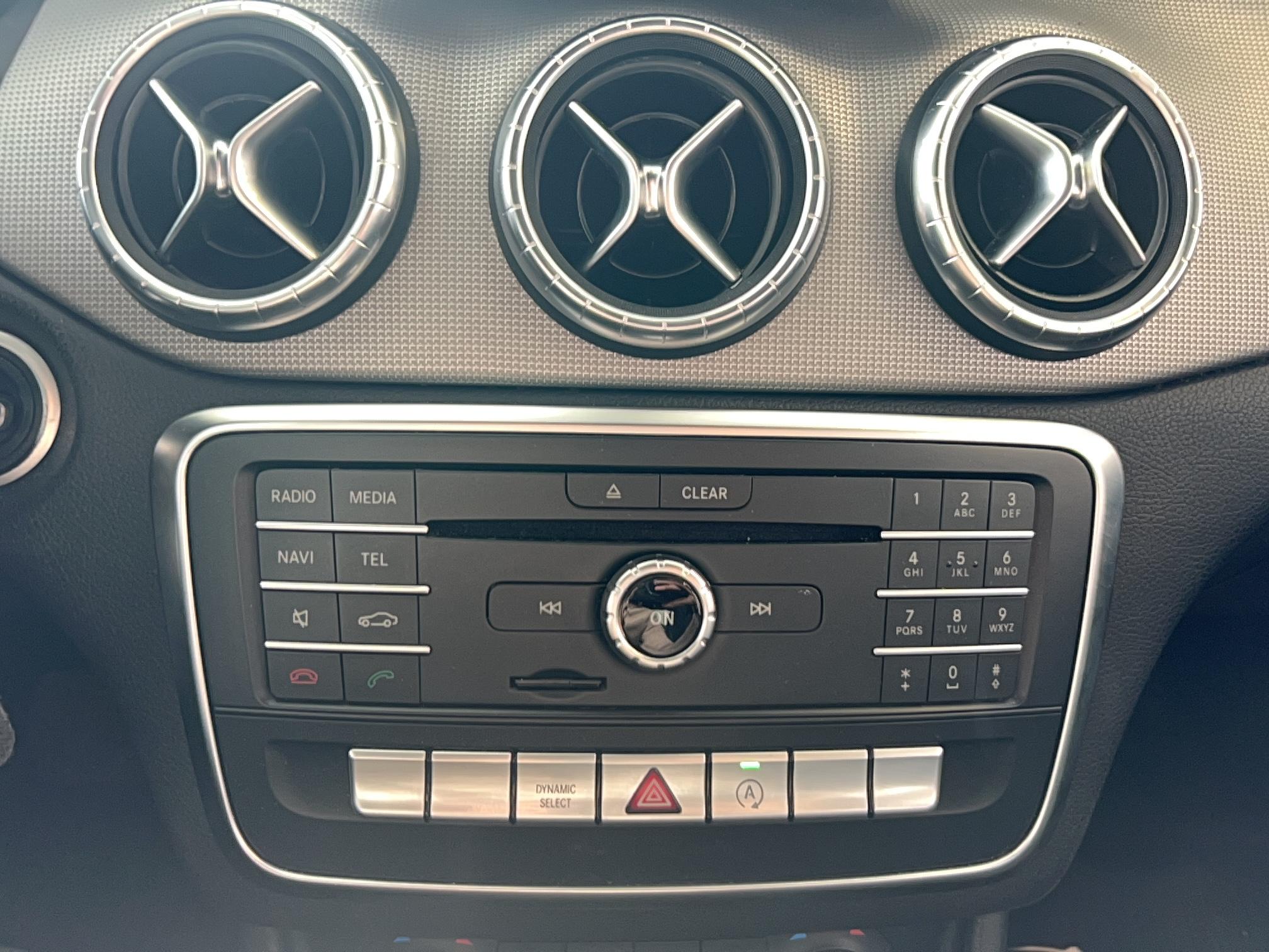 MERCEDES CLA 200 d 4Matic Inspiration 7-G DCT A - Véhicule Occasion Océane Auto