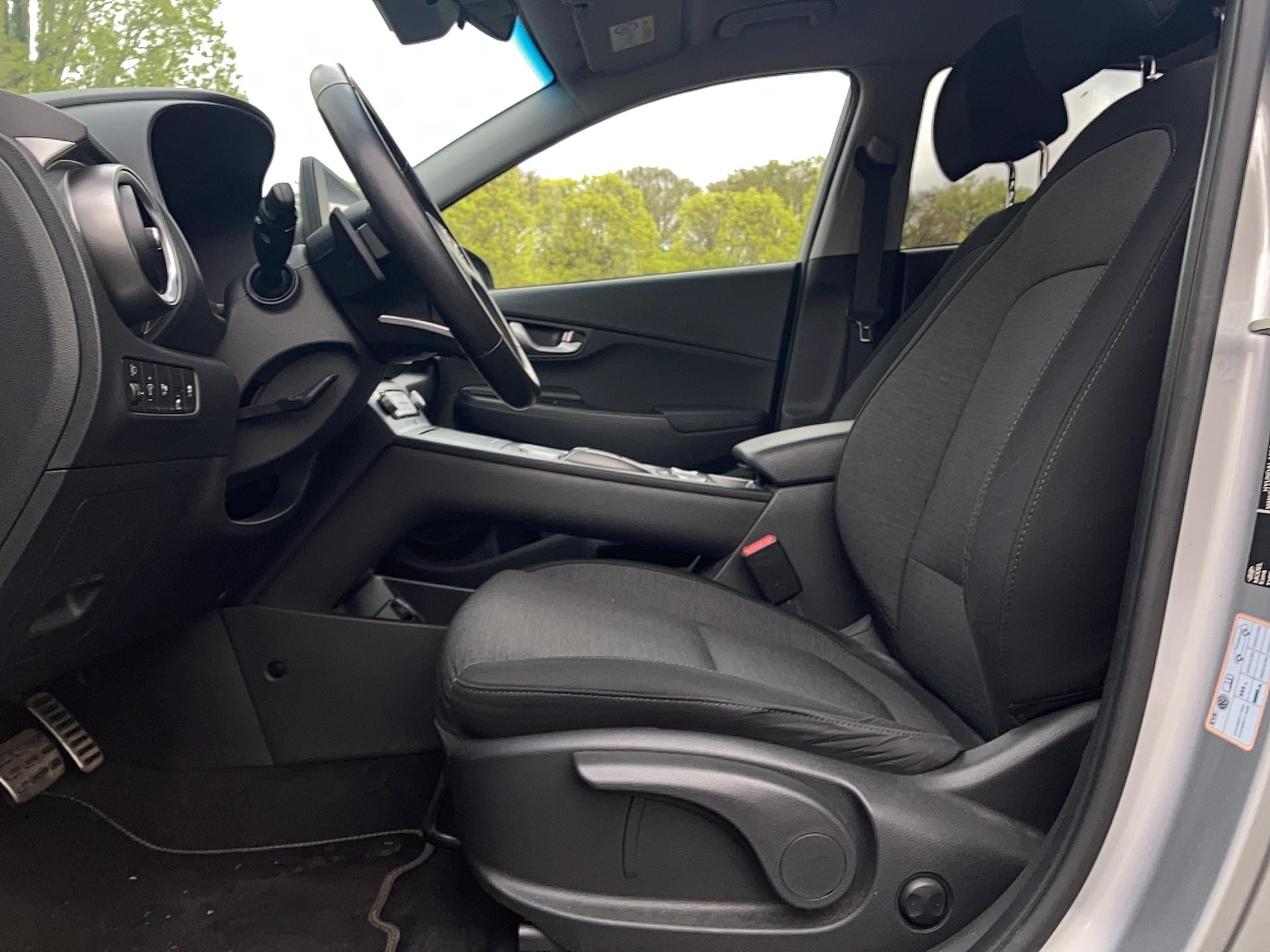 HYUNDAI Kona Electrique 39 kWh - 136 ch Intuitive - Véhicule Occasion Océane Auto