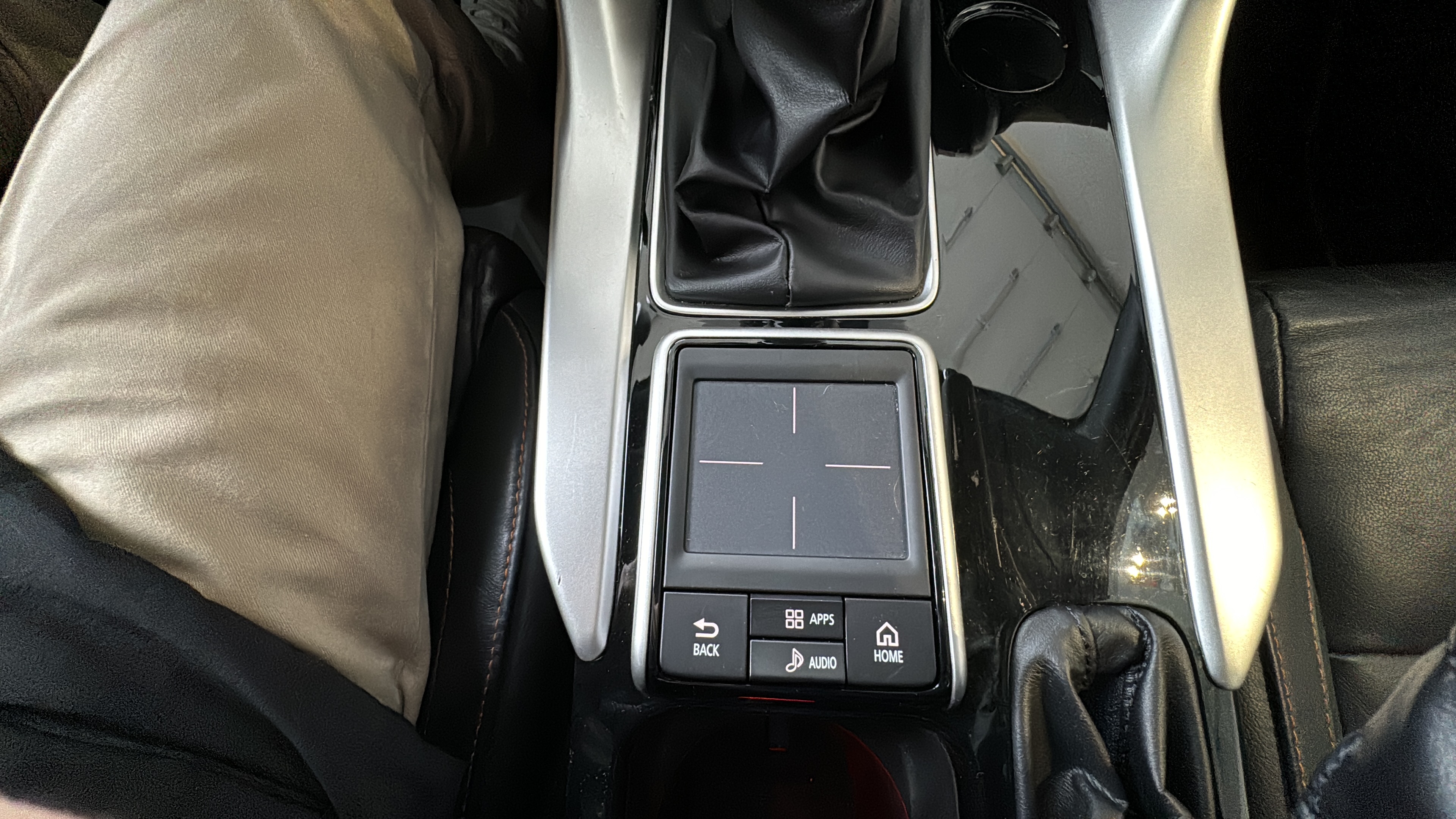 MITSUBISHI Eclipse Cross 1.5 MIVEC 163 BVM6 2WD Instyle - Véhicule Occasion Océane Auto