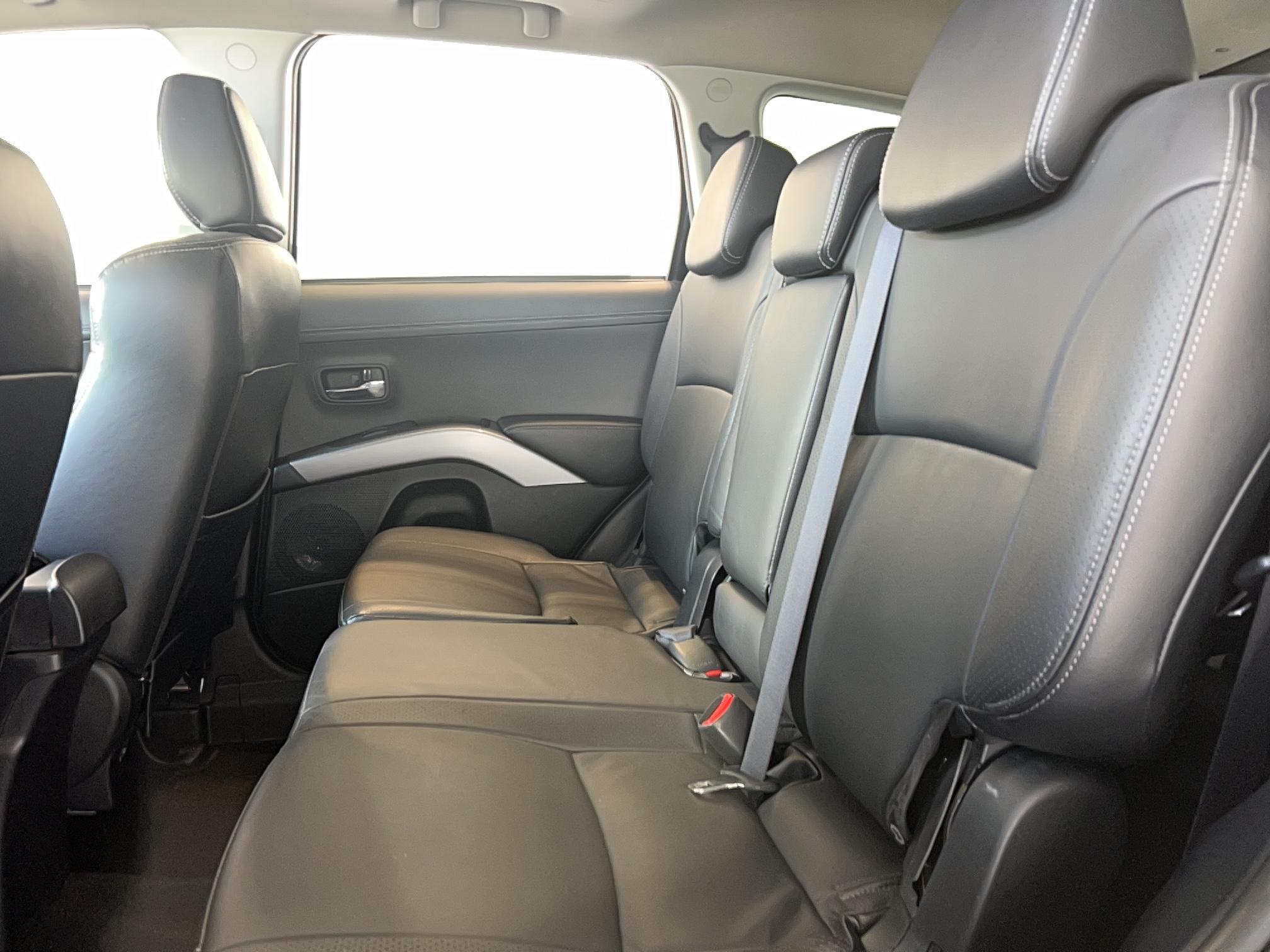 MITSUBISHI Outlander 2.2 DI-D 150 4WD Instyle A - Véhicule Occasion Océane Auto