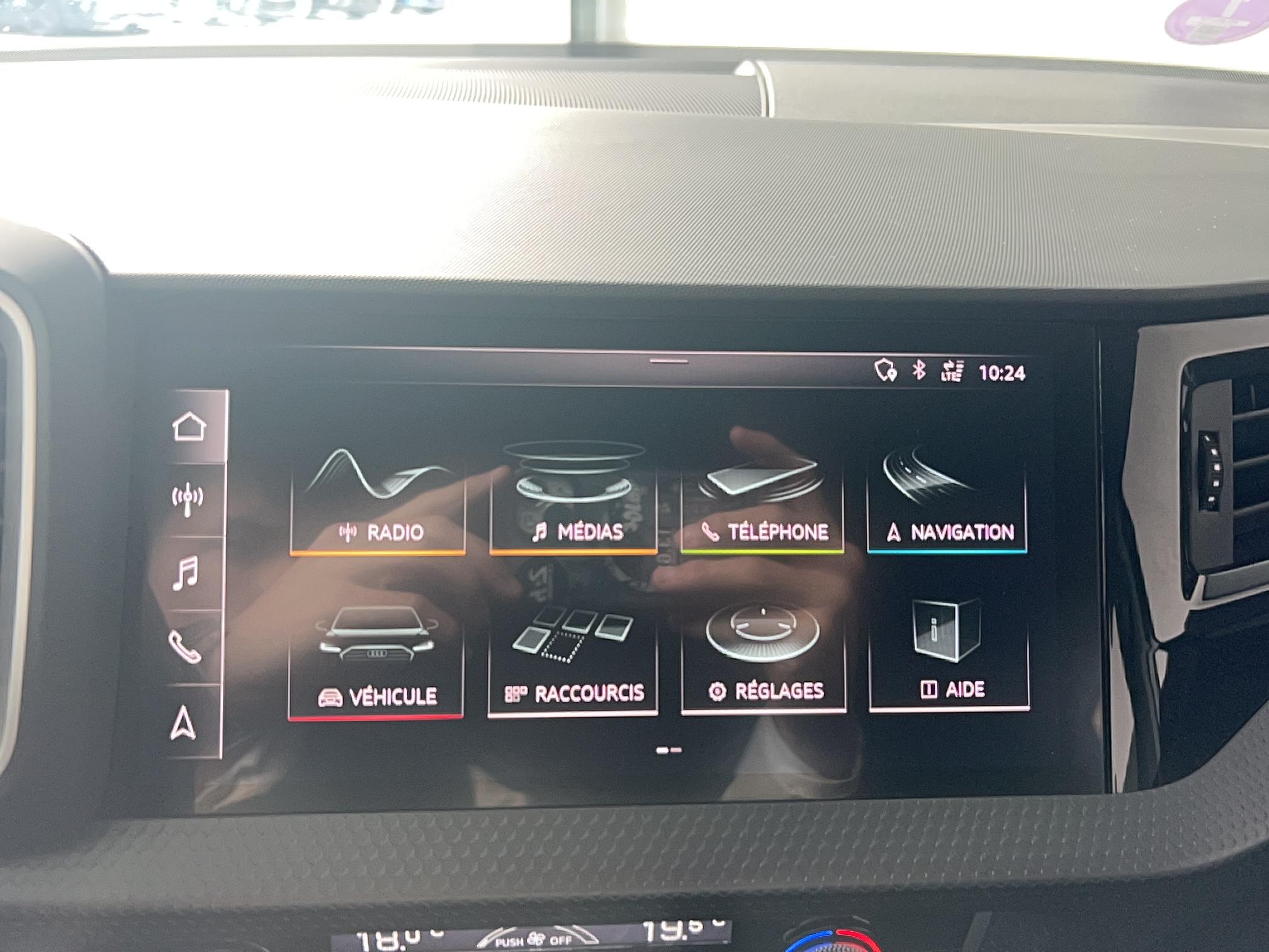AUDI A1 Sportback 30 TFSI 116 ch S tronic 7 Design Luxe - Véhicule Occasion - Océane Auto AUDI A1 Sportback 30 TFSI 116 ch S tronic 7 Design Luxe - Véhicule Occasion Océane Auto