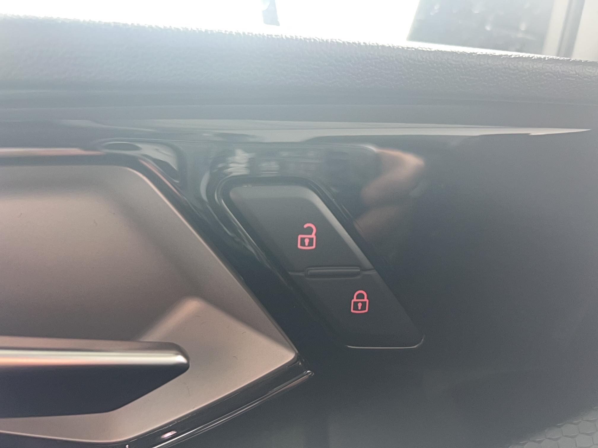AUDI A1 Sportback 30 TFSI 116 ch S tronic 7 Design Luxe - Véhicule Occasion - Océane Auto AUDI A1 Sportback 30 TFSI 116 ch S tronic 7 Design Luxe - Véhicule Occasion Océane Auto