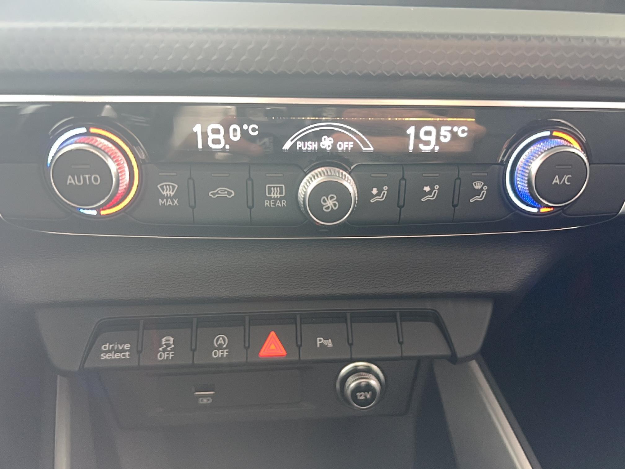 AUDI A1 Sportback 30 TFSI 116 ch S tronic 7 Design Luxe - Véhicule Occasion - Océane Auto AUDI A1 Sportback 30 TFSI 116 ch S tronic 7 Design Luxe - Véhicule Occasion Océane Auto
