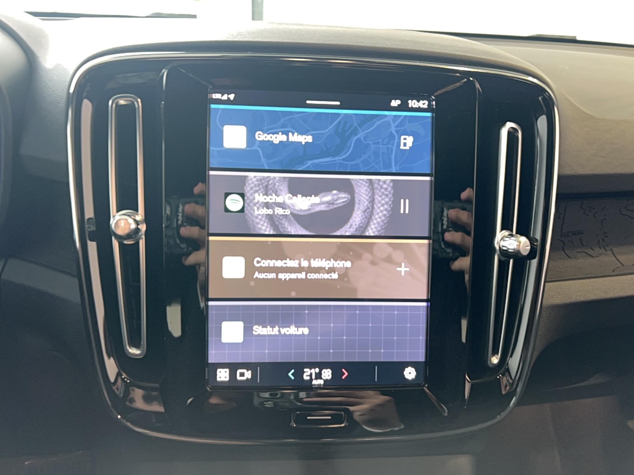 VOLVO XC40 Recharge Twin AWD 408 ch 1EDT Plus - Véhicule Occasion Océane Auto