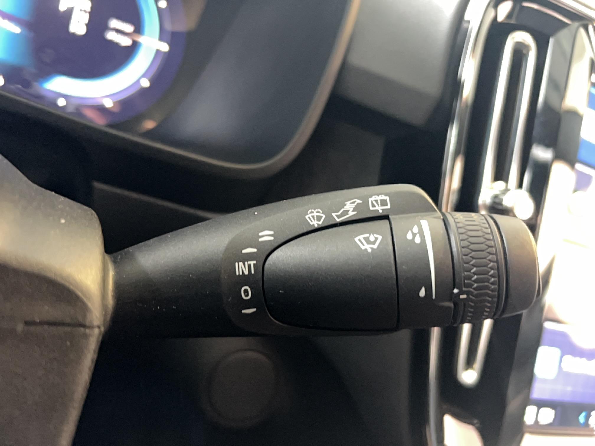 VOLVO XC40 Recharge Twin AWD 408 ch 1EDT Plus - Véhicule Occasion Océane Auto