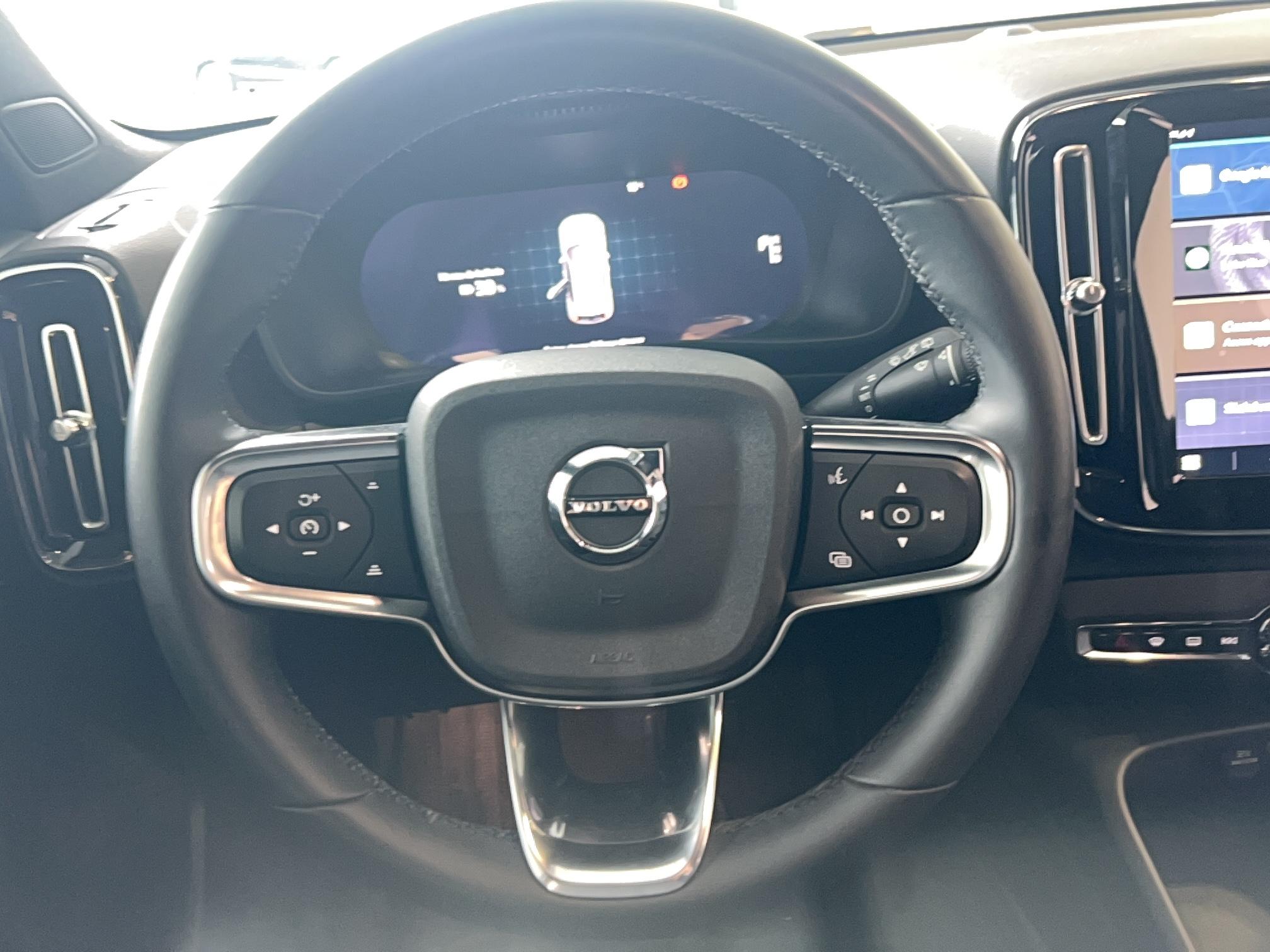VOLVO XC40 Recharge Twin AWD 408 ch 1EDT Plus - Véhicule Occasion Océane Auto
