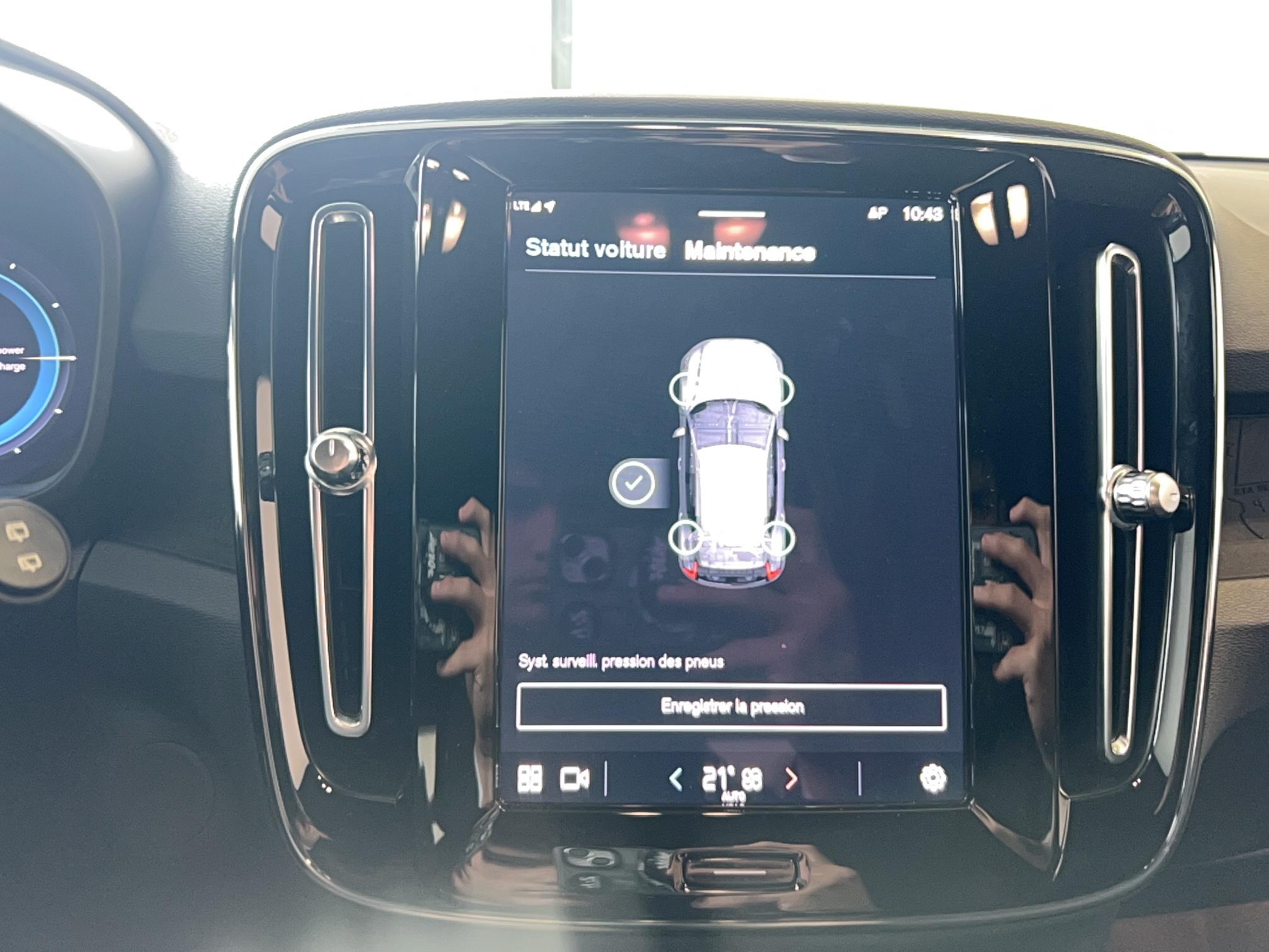 VOLVO XC40 Recharge Twin AWD 408 ch 1EDT Plus - Véhicule Occasion Océane Auto