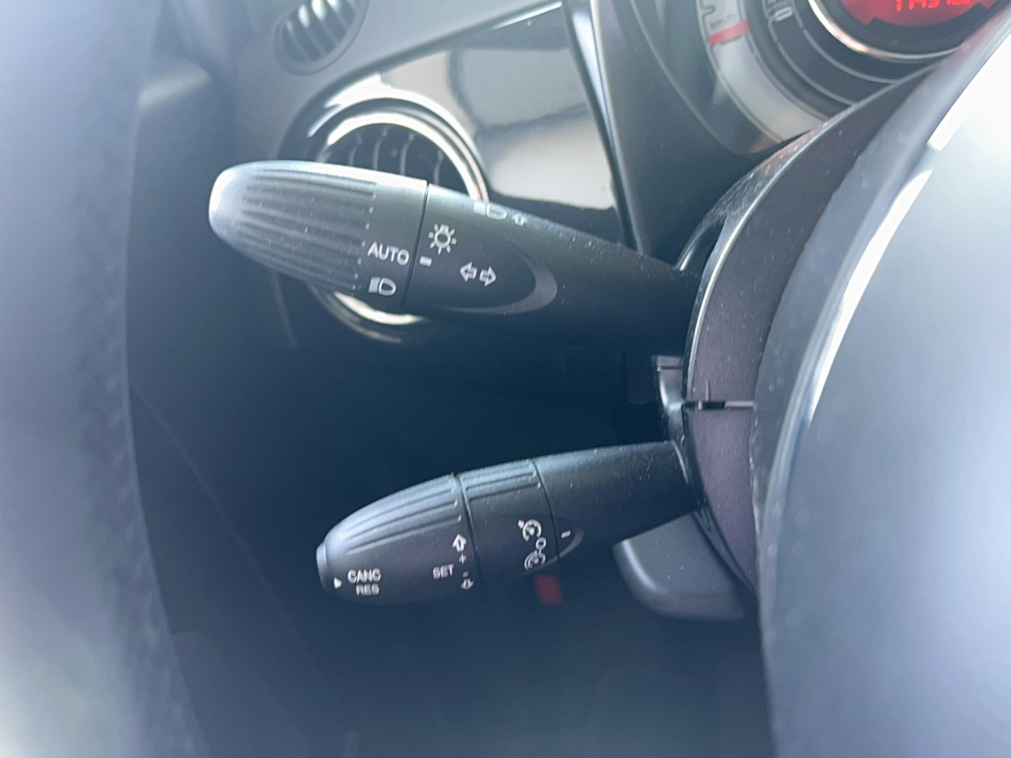 FIAT 500 1.0 70 ch Hybride BSG S/S Club - Véhicule Occasion Océane Auto