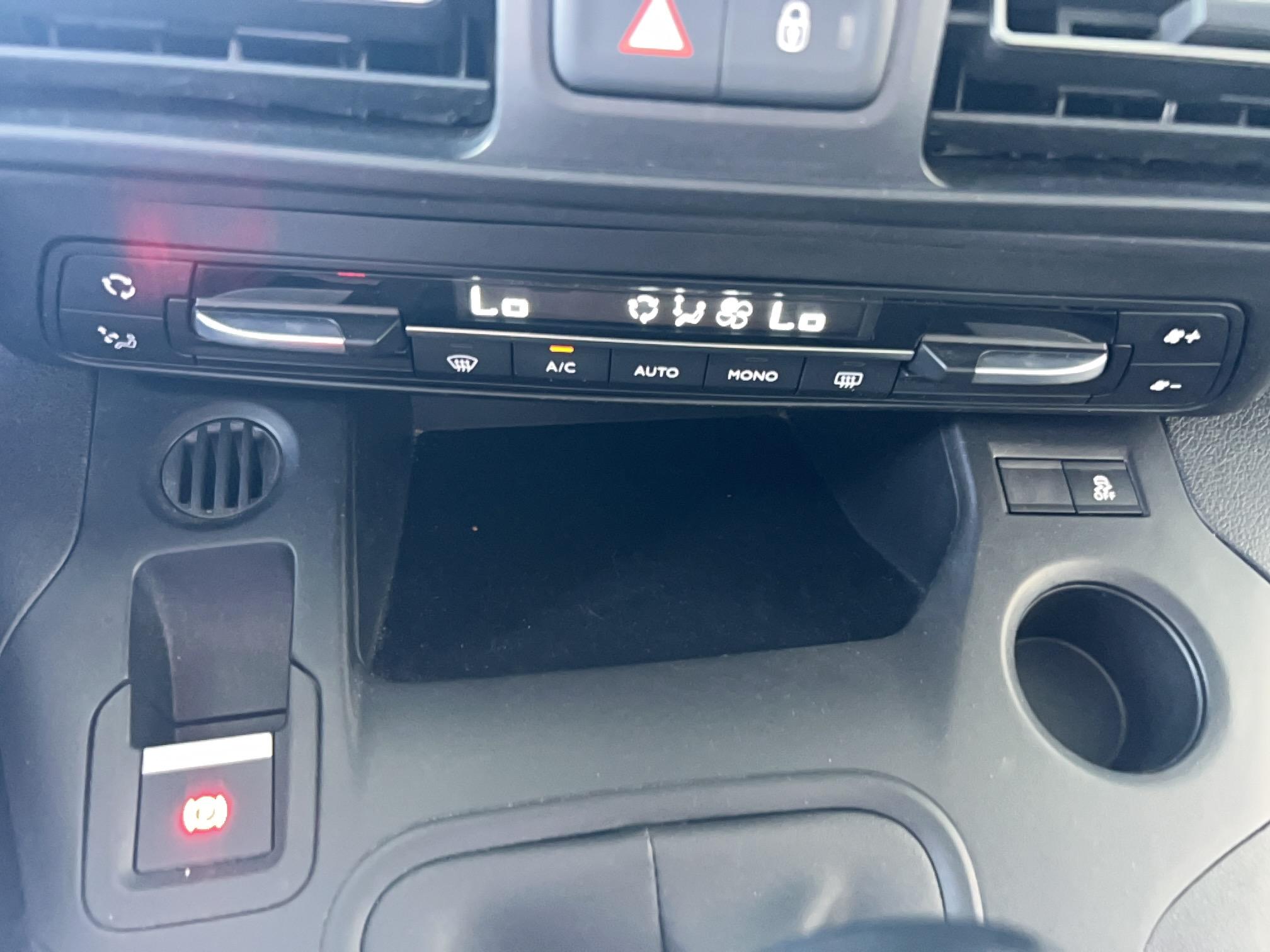 CITROEN Berlingo  BlueHDi 130 S&S BVM6 Shine - Véhicule Occasion Océane Auto