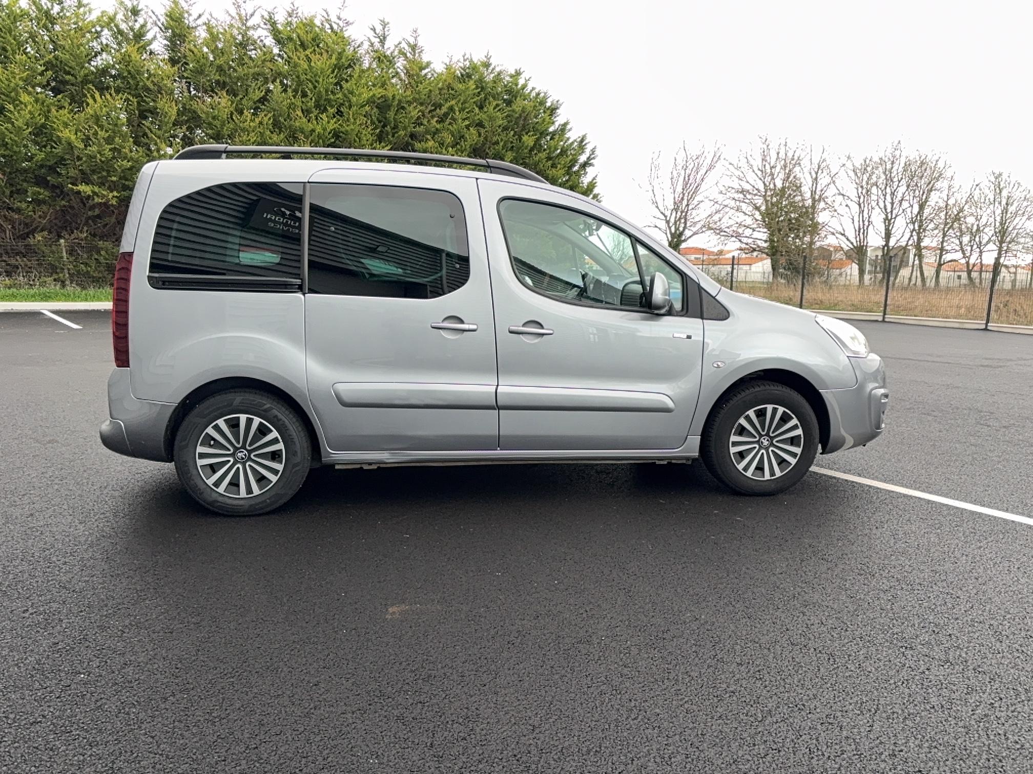 PEUGEOT Partner Tepee 1.6 BlueHDi 100ch BVM5 Style - Véhicule Occasion Océane Auto