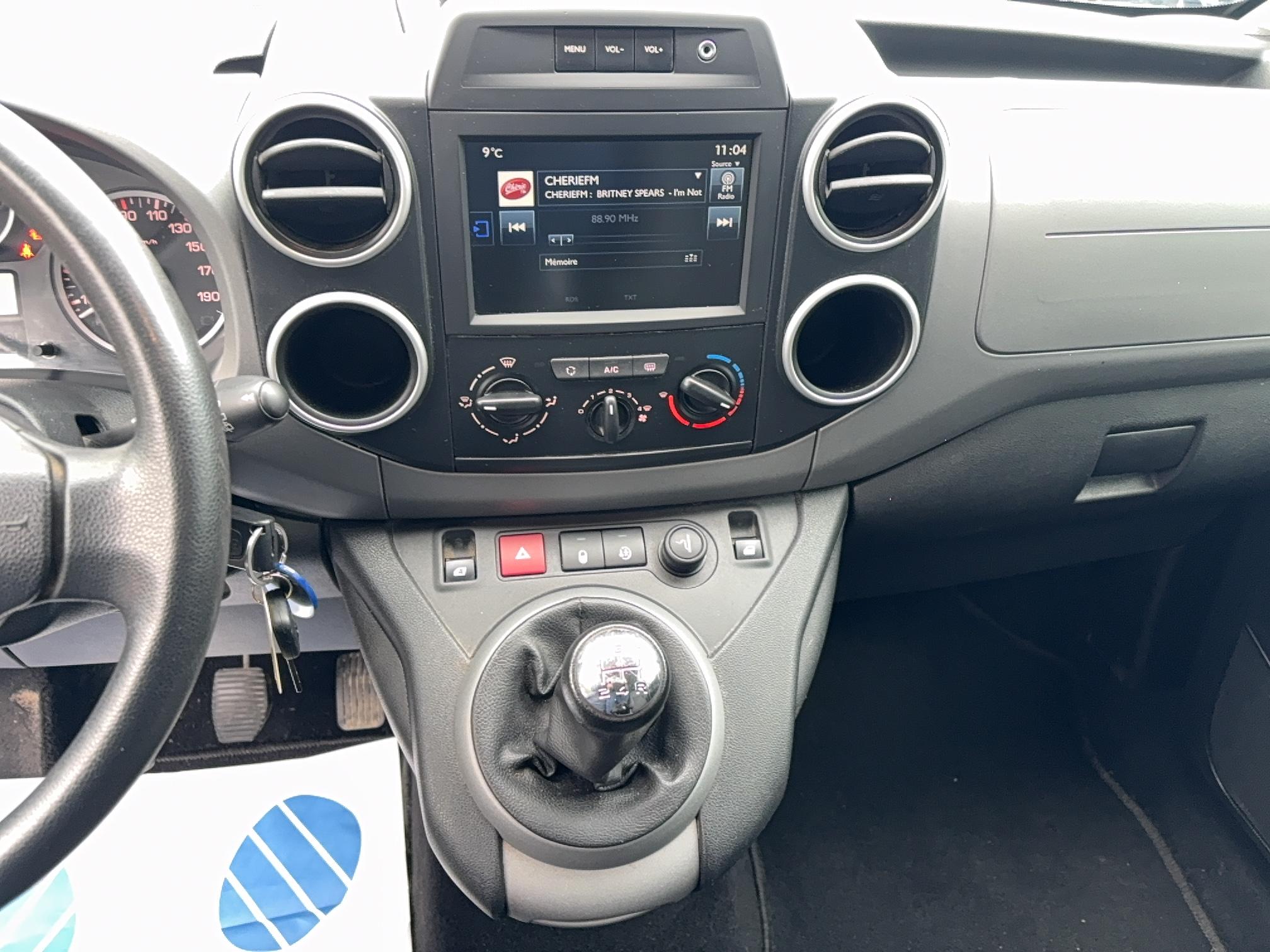 PEUGEOT Partner Tepee 1.6 BlueHDi 100ch BVM5 Style - Véhicule Occasion Océane Auto