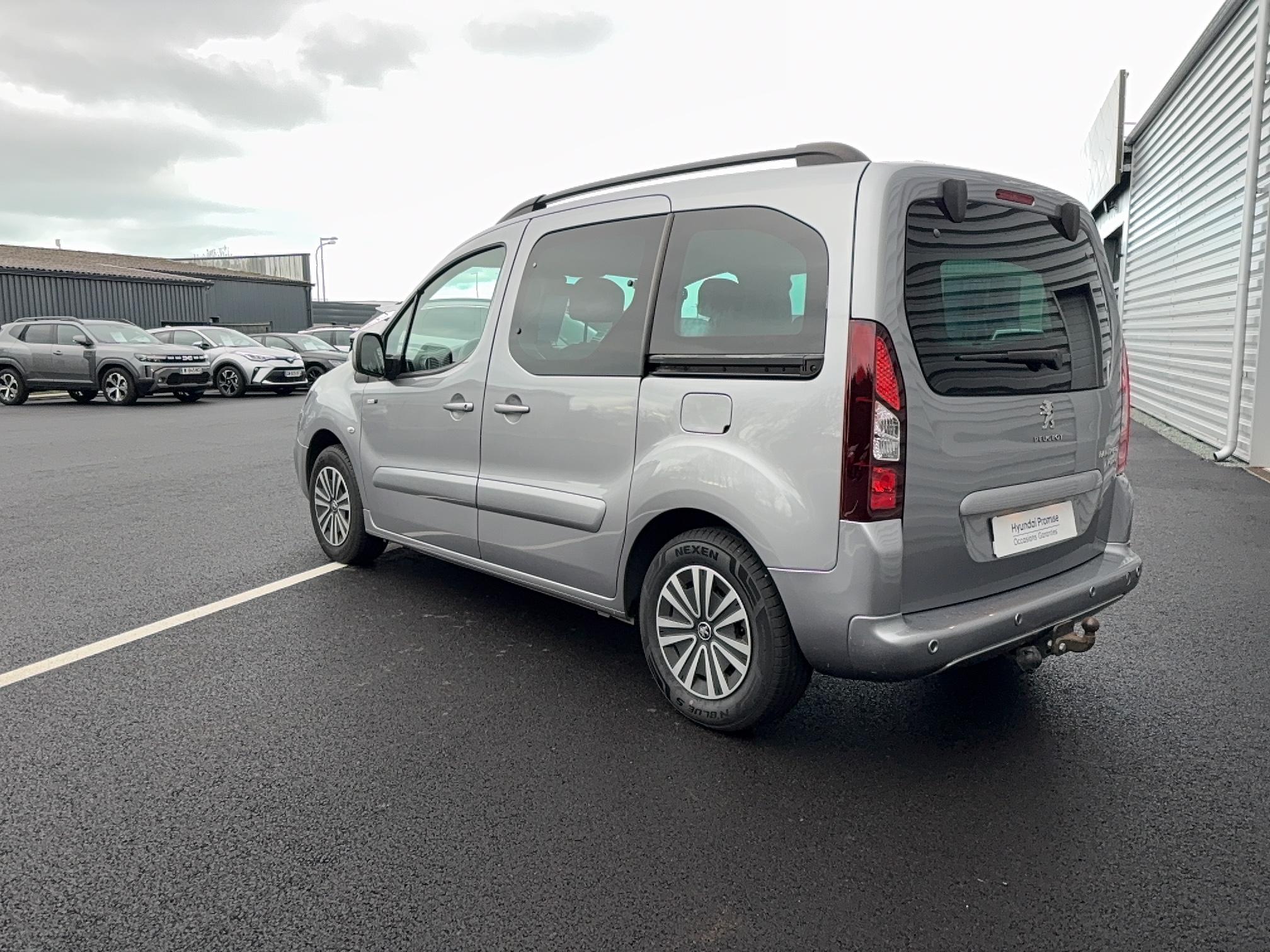 PEUGEOT Partner Tepee 1.6 BlueHDi 100ch BVM5 Style - Véhicule Occasion Océane Auto