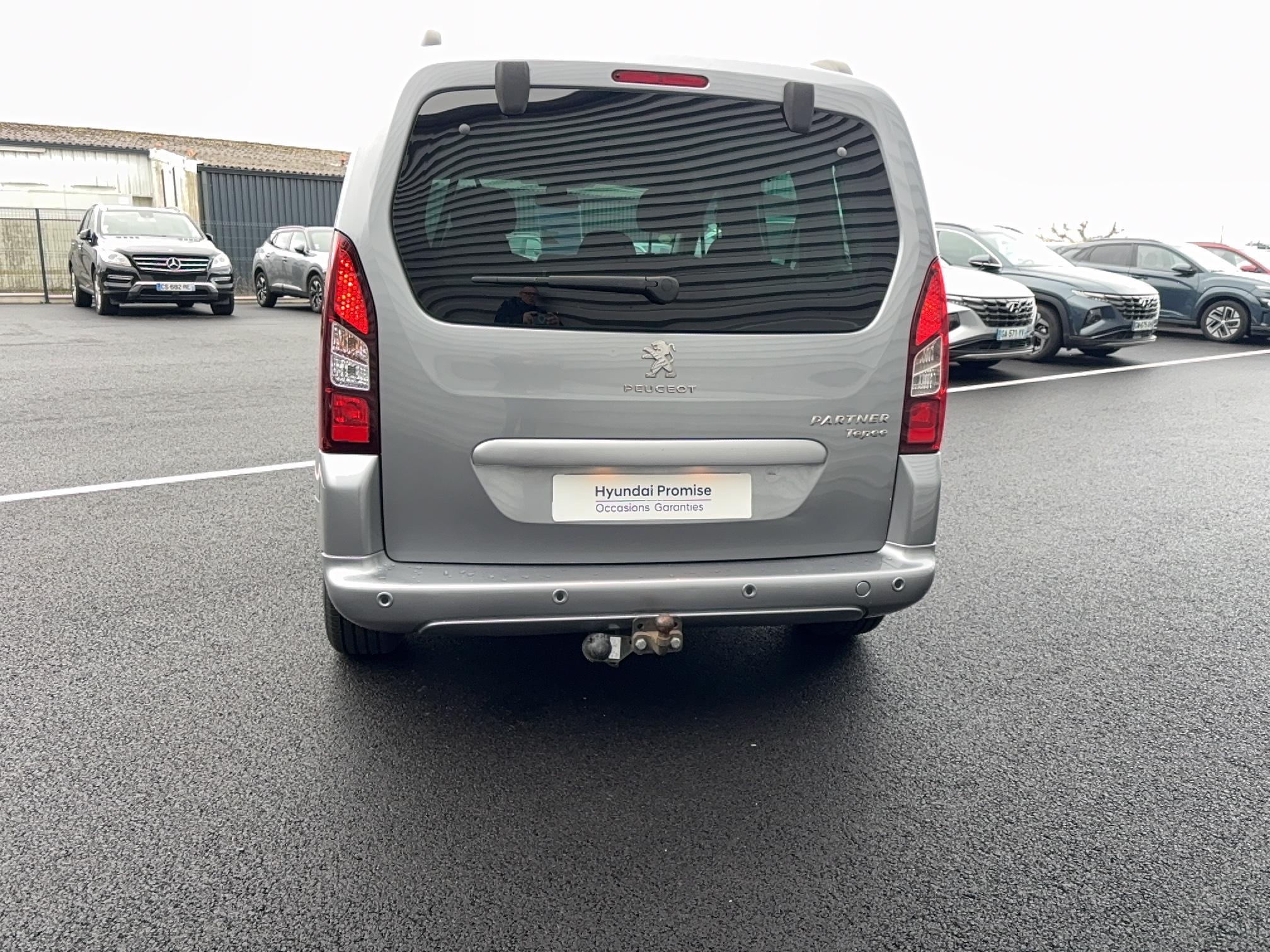 PEUGEOT Partner Tepee 1.6 BlueHDi 100ch BVM5 Style - Véhicule Occasion Océane Auto