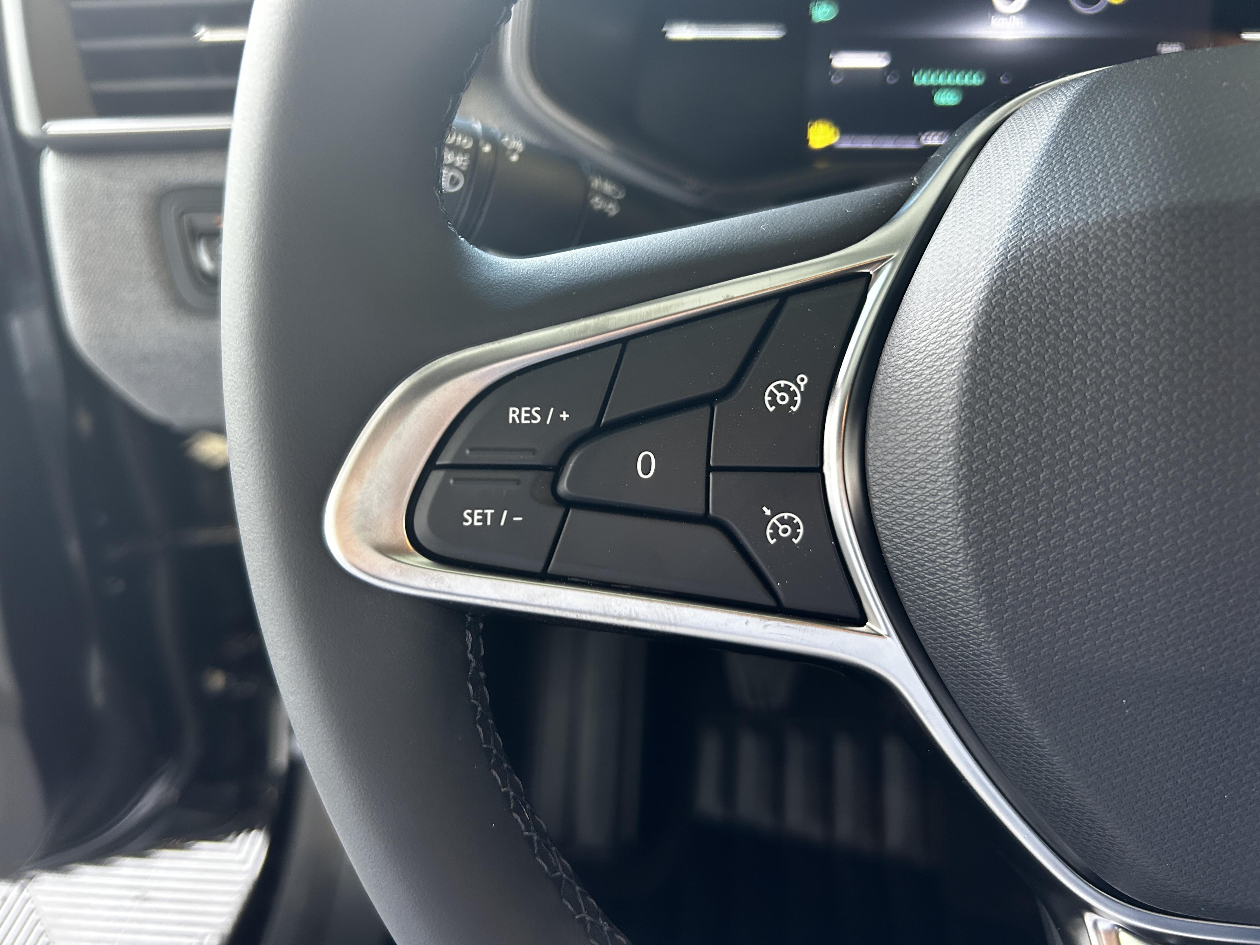 RENAULT Clio Blue dCi 100 ch GSR2 Evolution - Véhicule Occasion Océane Auto