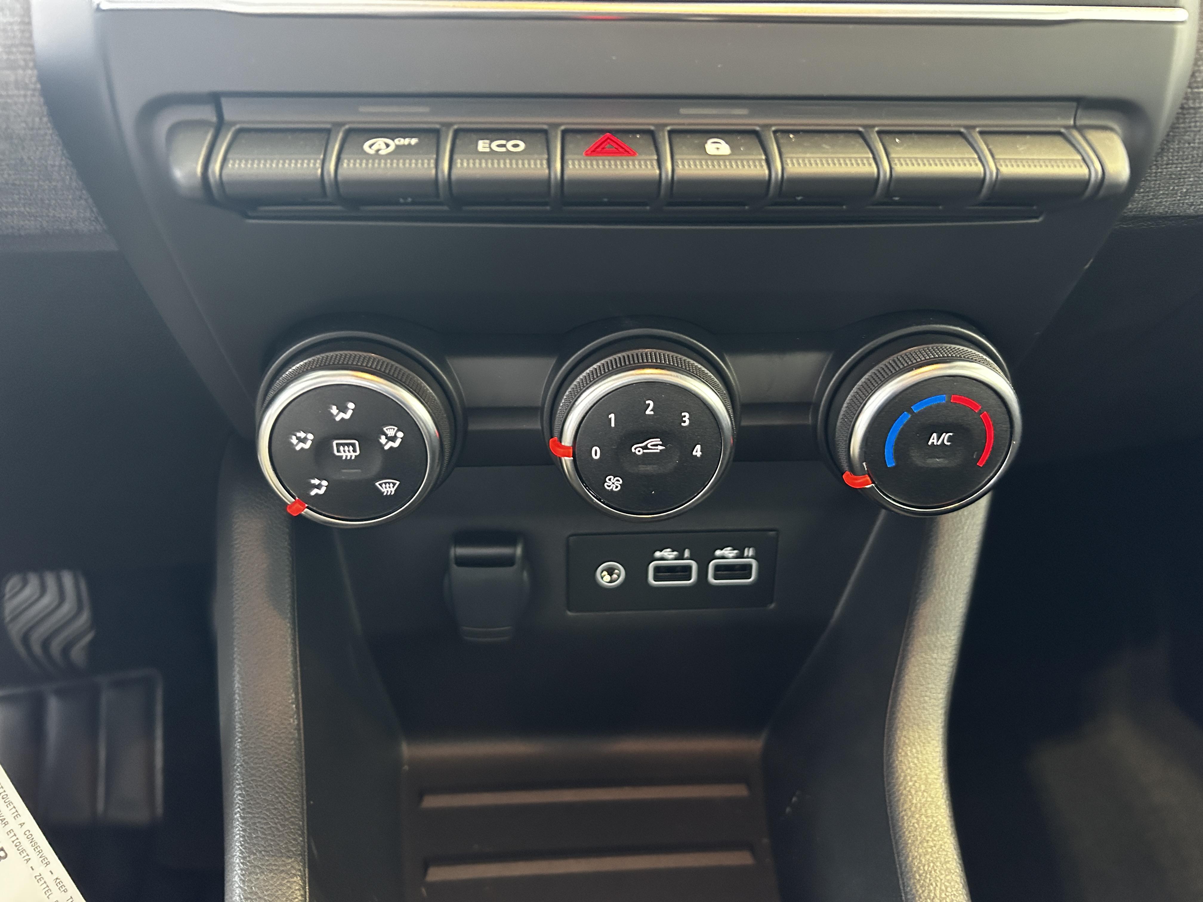 RENAULT Clio Blue dCi 100 ch GSR2 Evolution - Véhicule Occasion Océane Auto