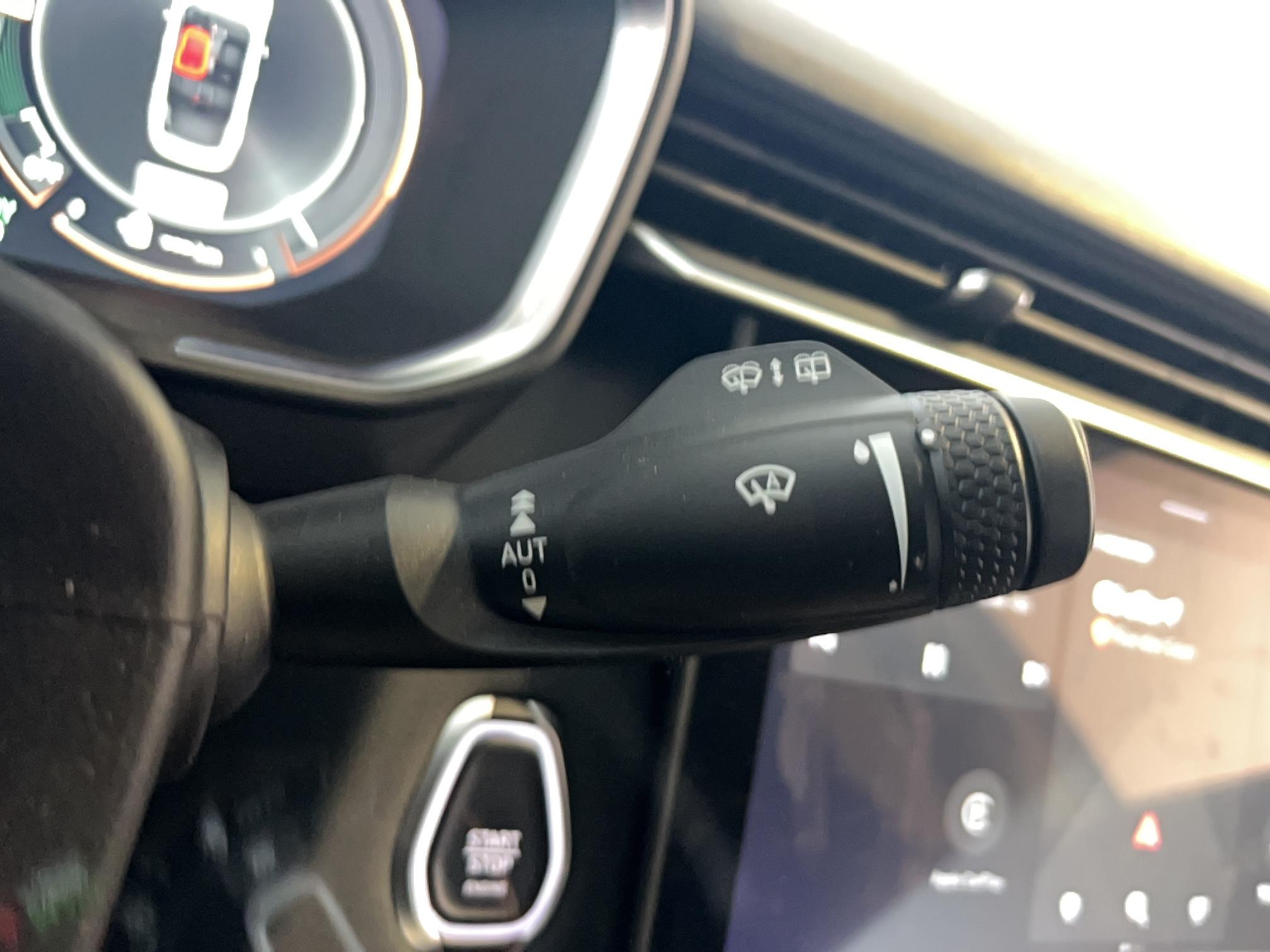 LYNK & CO 01 1.5 PHEV 261 ch DCTH7  - Véhicule Occasion Océane Auto