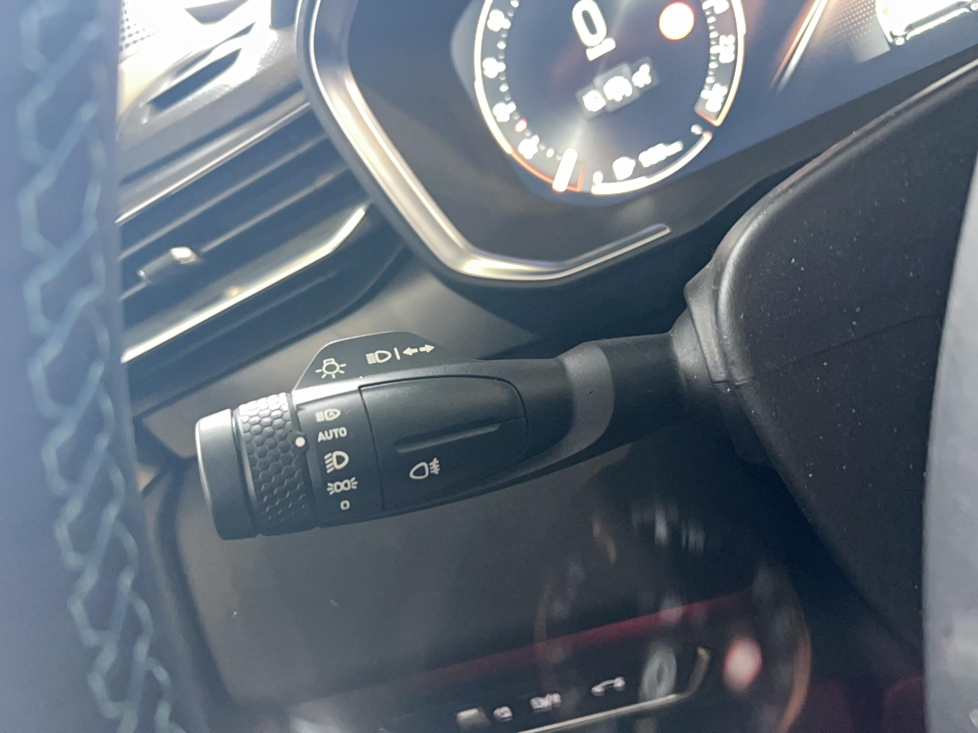 LYNK & CO 01 1.5 PHEV 261 ch DCTH7  - Véhicule Occasion Océane Auto