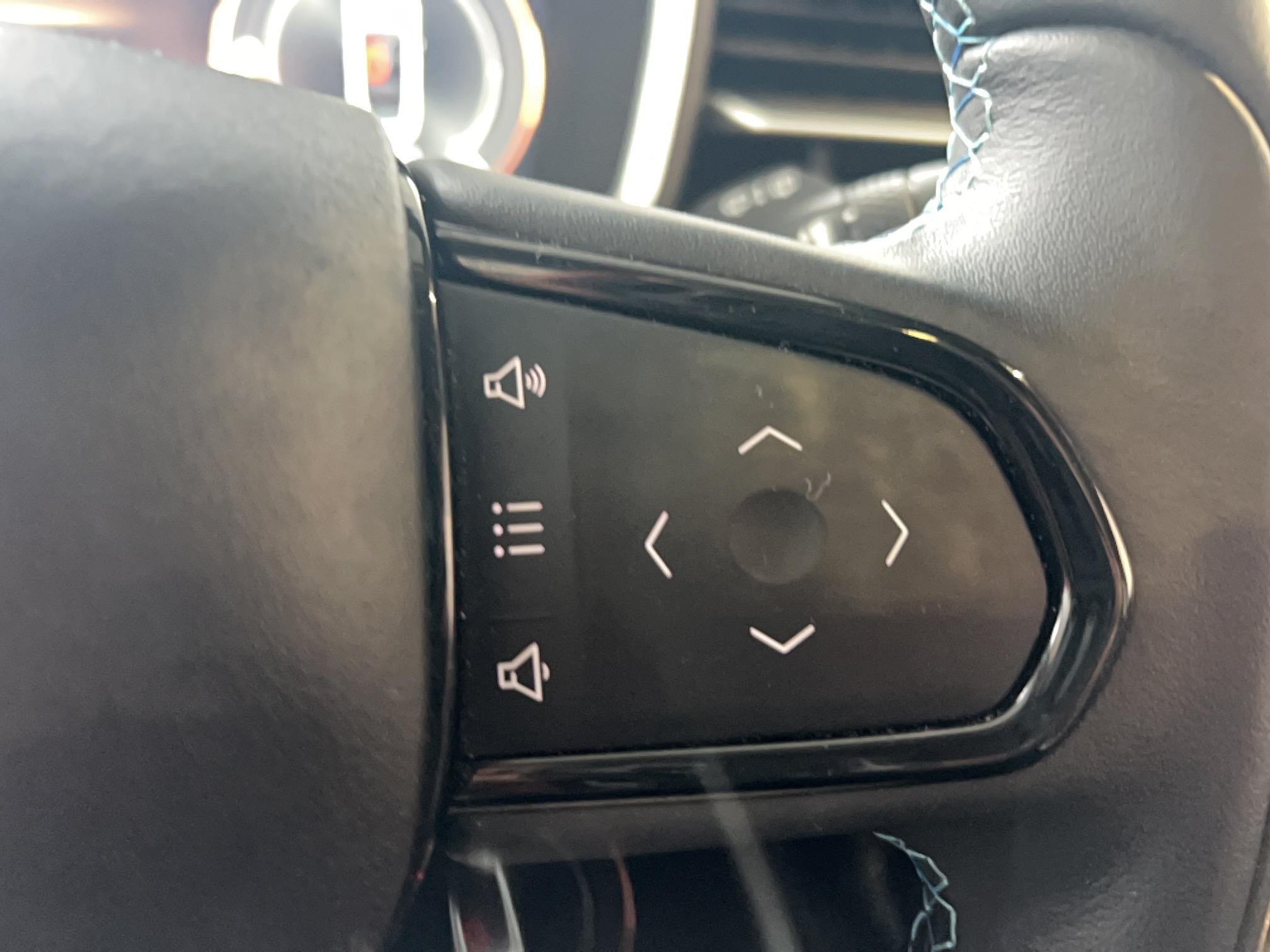 LYNK & CO 01 1.5 PHEV 261 ch DCTH7  - Véhicule Occasion Océane Auto