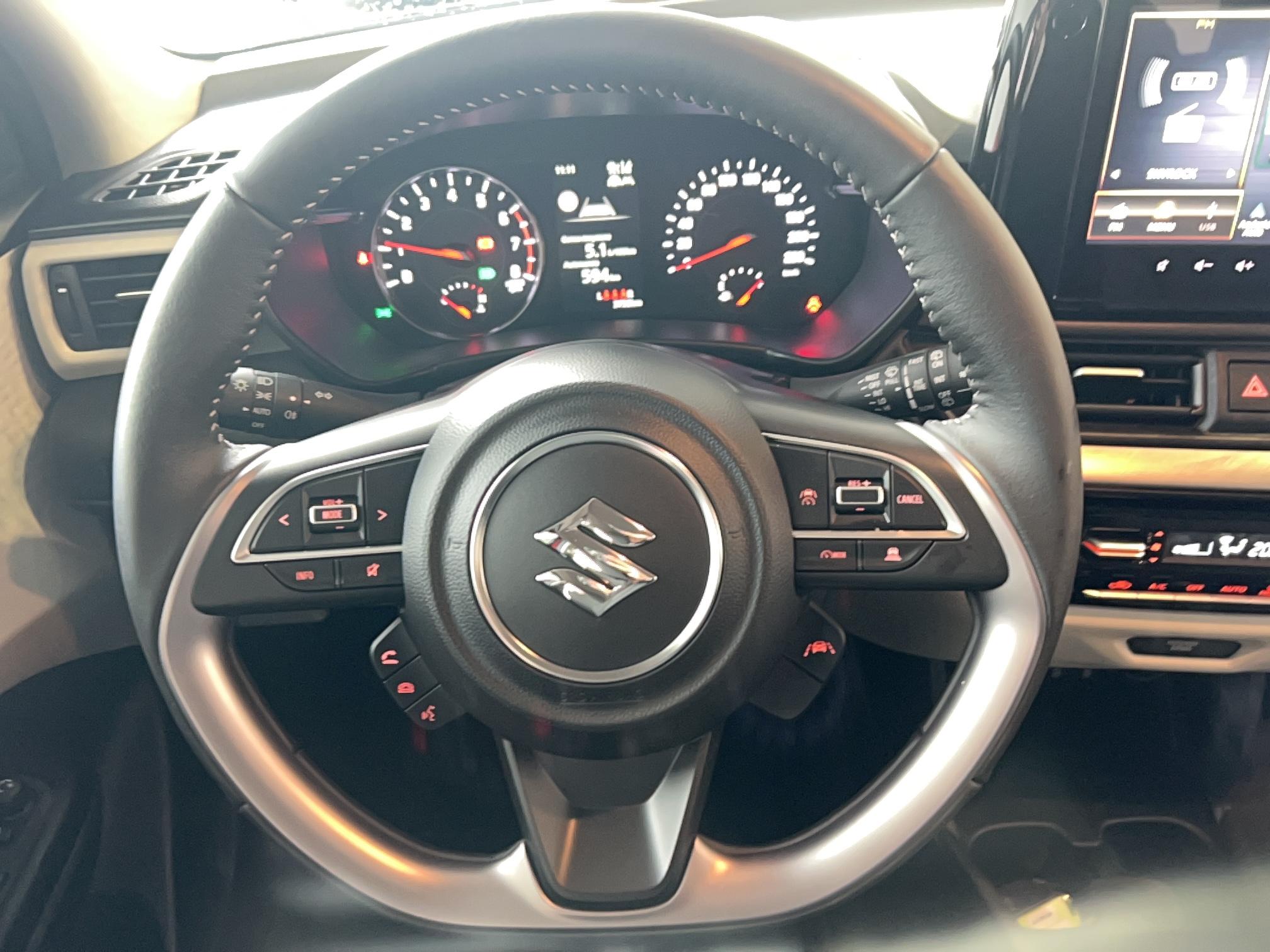 SUZUKI Swift 1.2 Dualjet Hybrid Pack - Véhicule Occasion Océane Auto