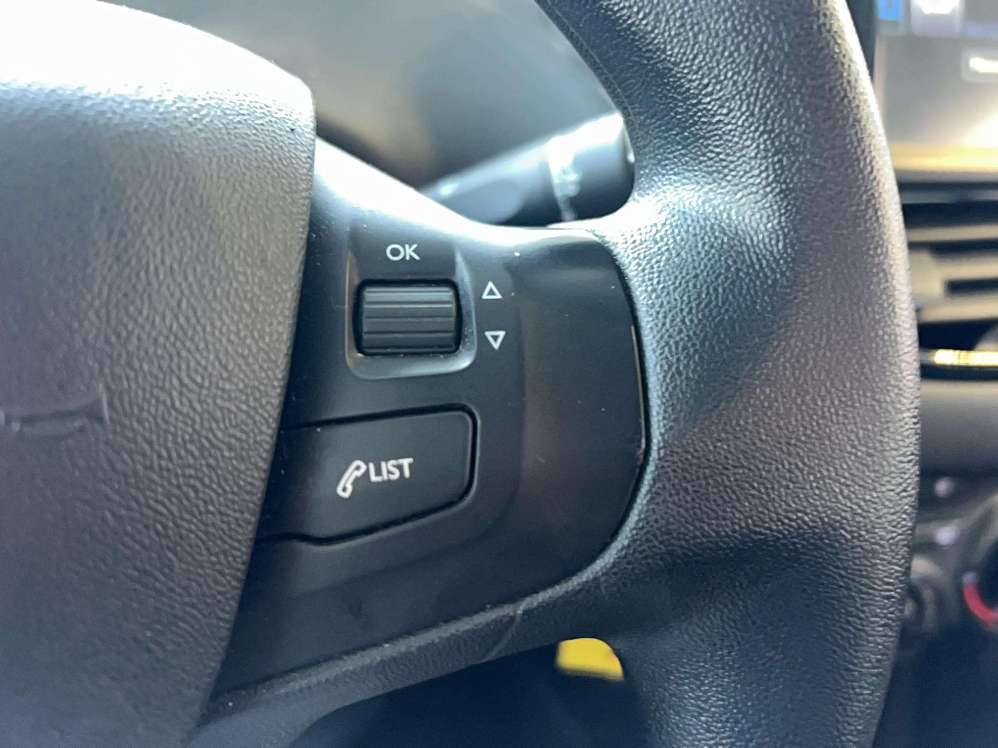 PEUGEOT 208 1,0 vti 68cv Active Business - Véhicule Occasion Océane Auto