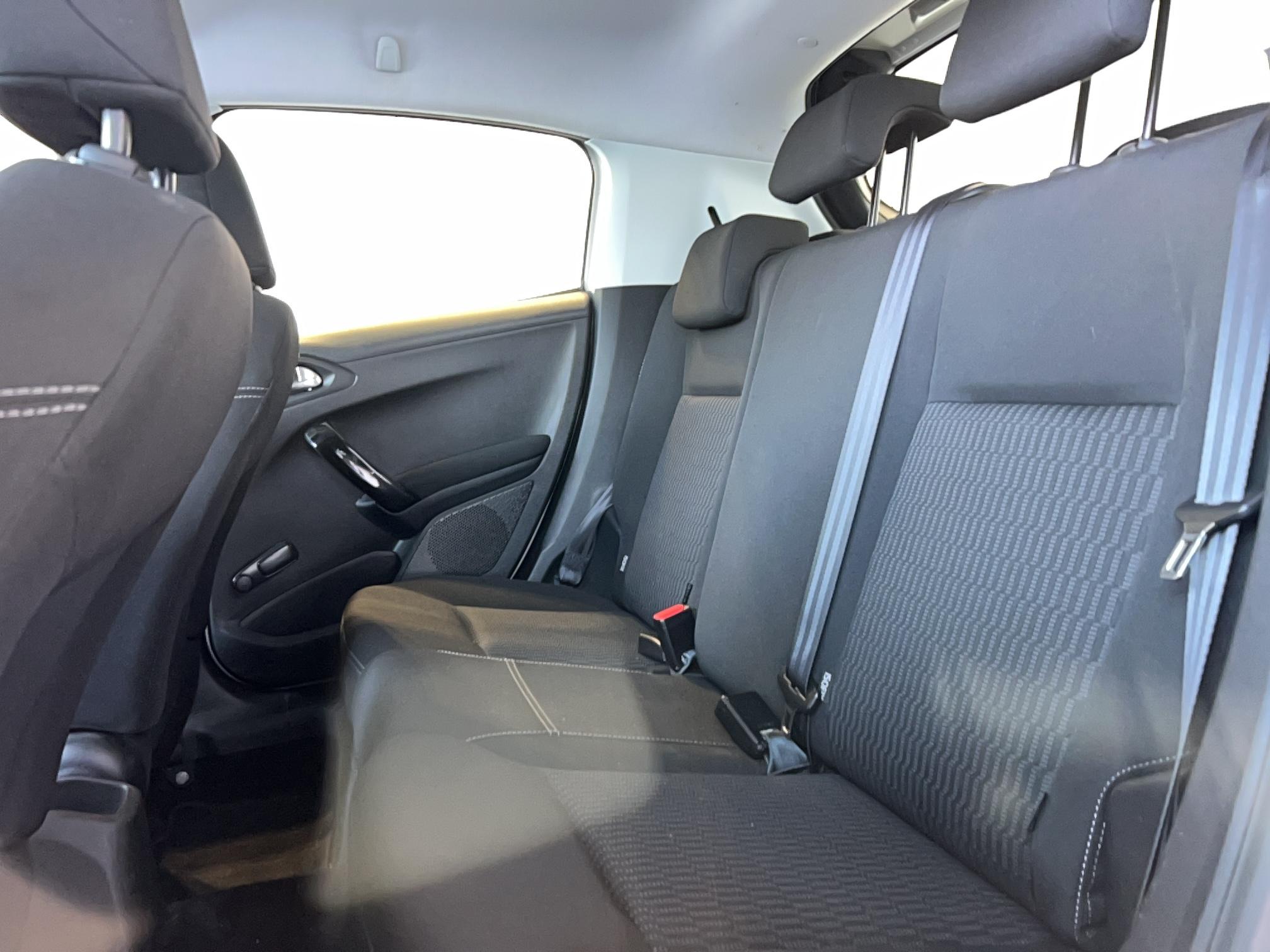 PEUGEOT 208 1,0 vti 68cv Active Business - Véhicule Occasion Océane Auto