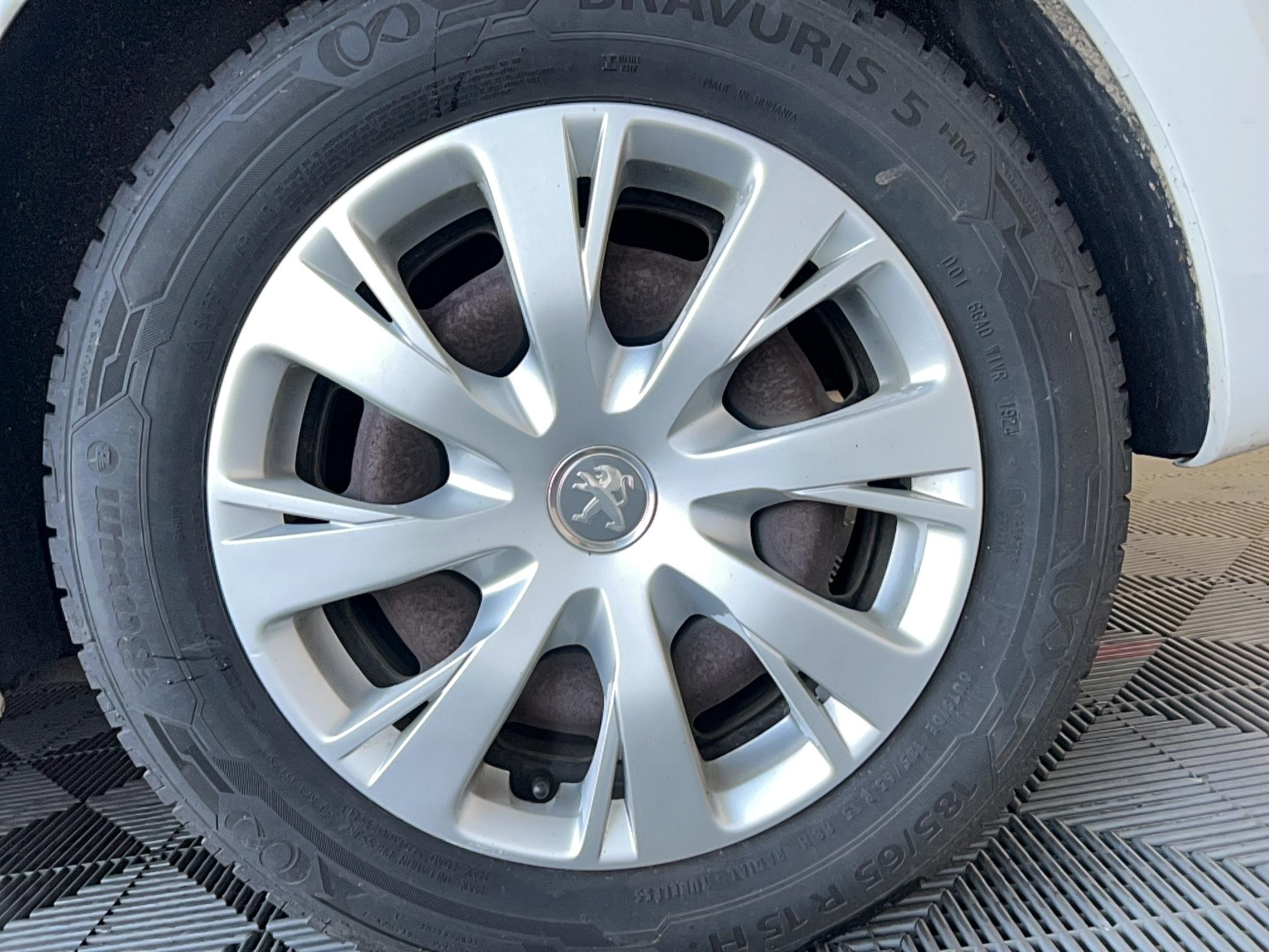 PEUGEOT 208 1,0 vti 68cv Active Business - Véhicule Occasion Océane Auto