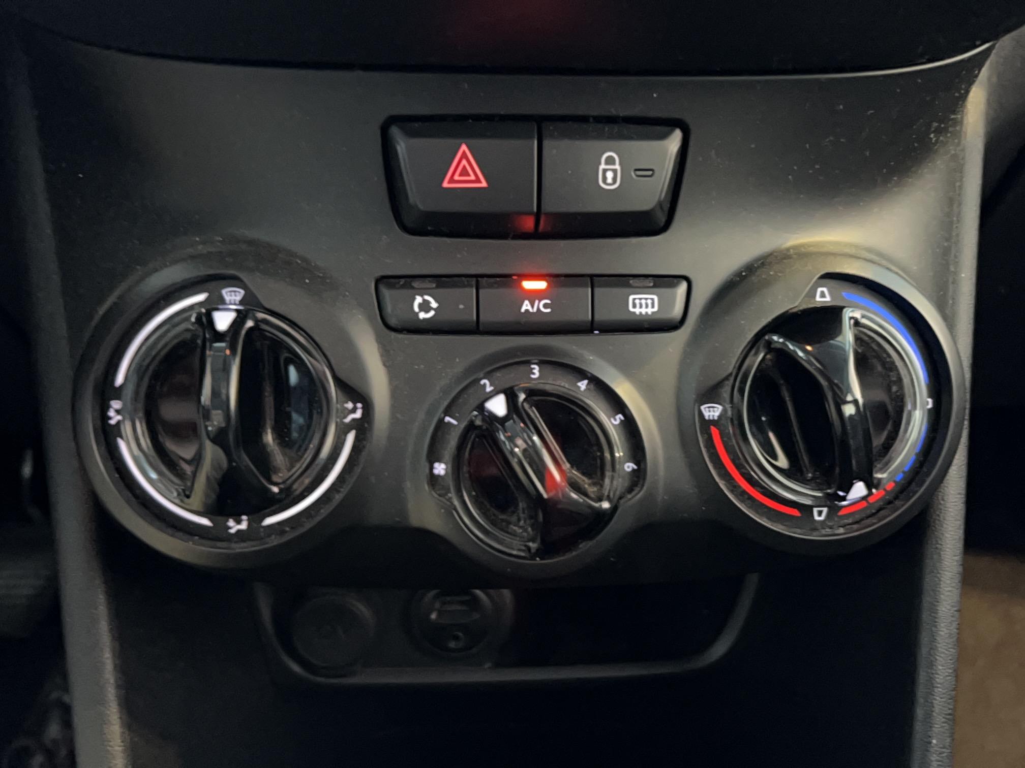 PEUGEOT 208 1,0 vti 68cv Active Business - Véhicule Occasion Océane Auto