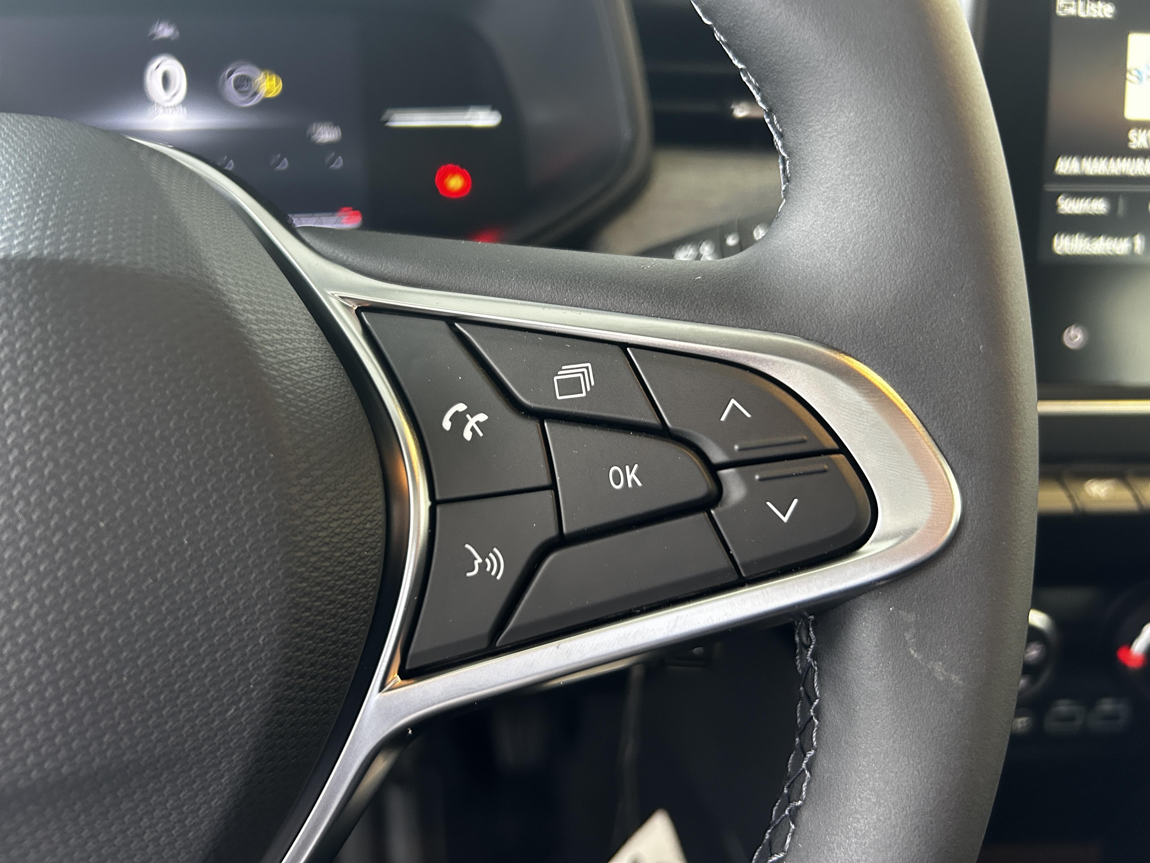 RENAULT Clio TCe 90 ch GSR2 Evolution - Véhicule Occasion Océane Auto