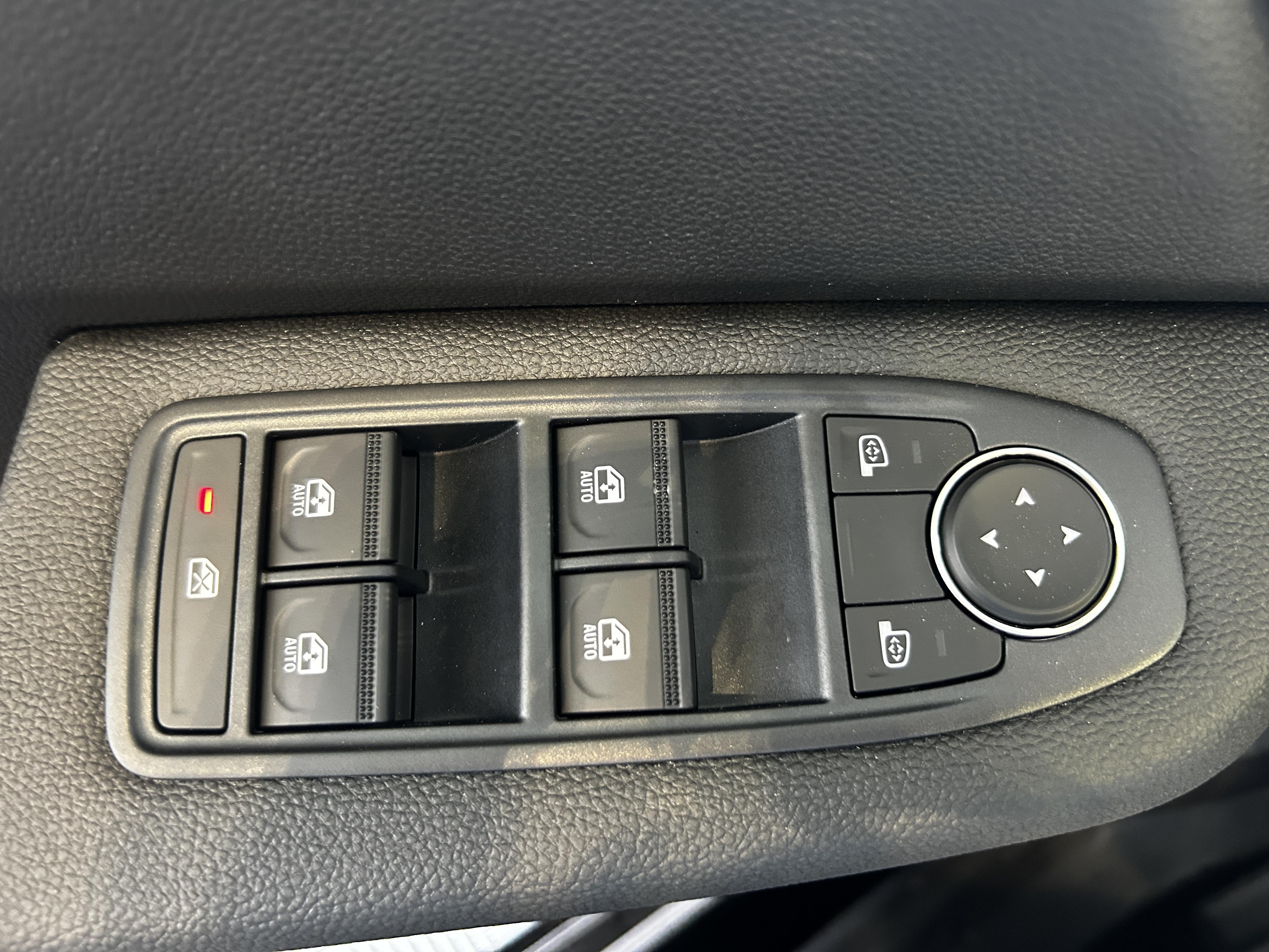 RENAULT Clio TCe 90 ch GSR2 Evolution - Véhicule Occasion Océane Auto