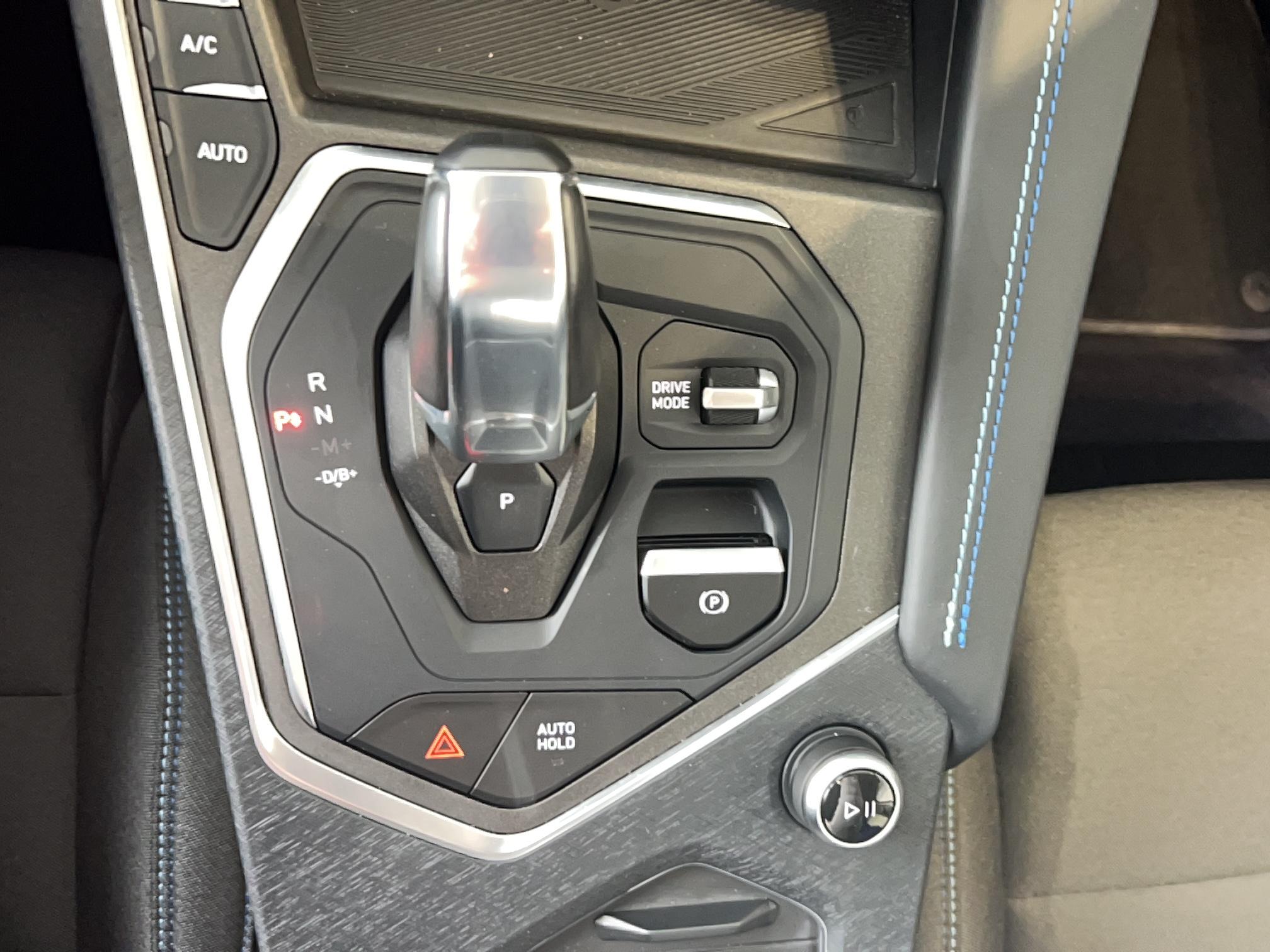 LYNK & CO 01 1.5 PHEV 261 ch DCTH7  - Véhicule Occasion Océane Auto